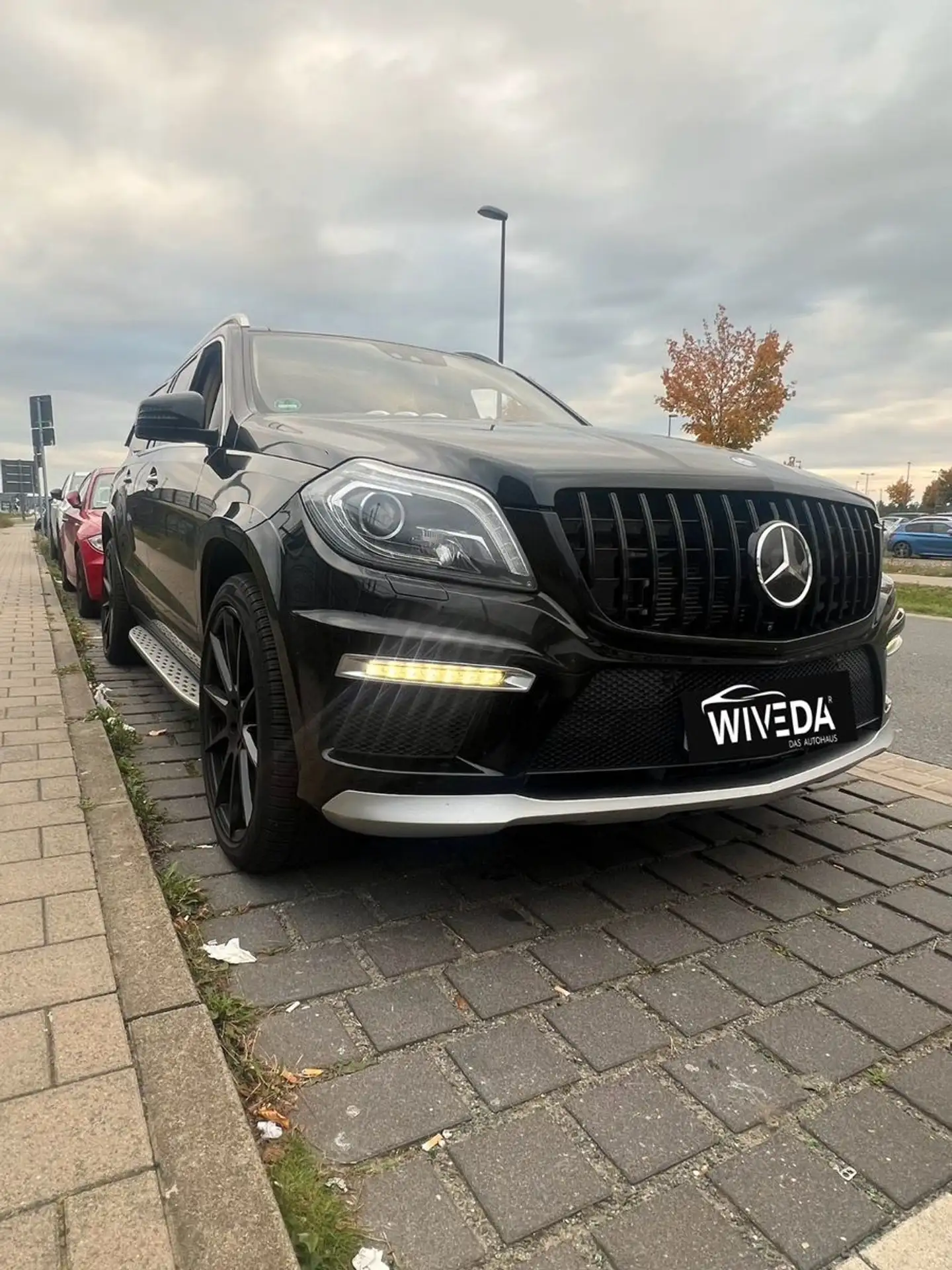 Mercedes-Benz - GL 63 AMG