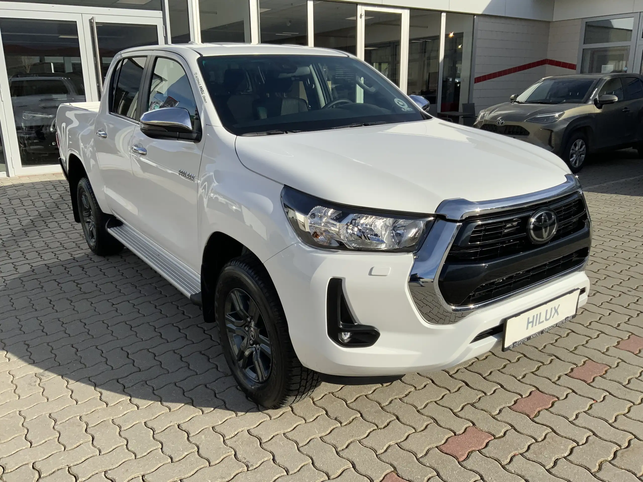 Toyota - Hilux