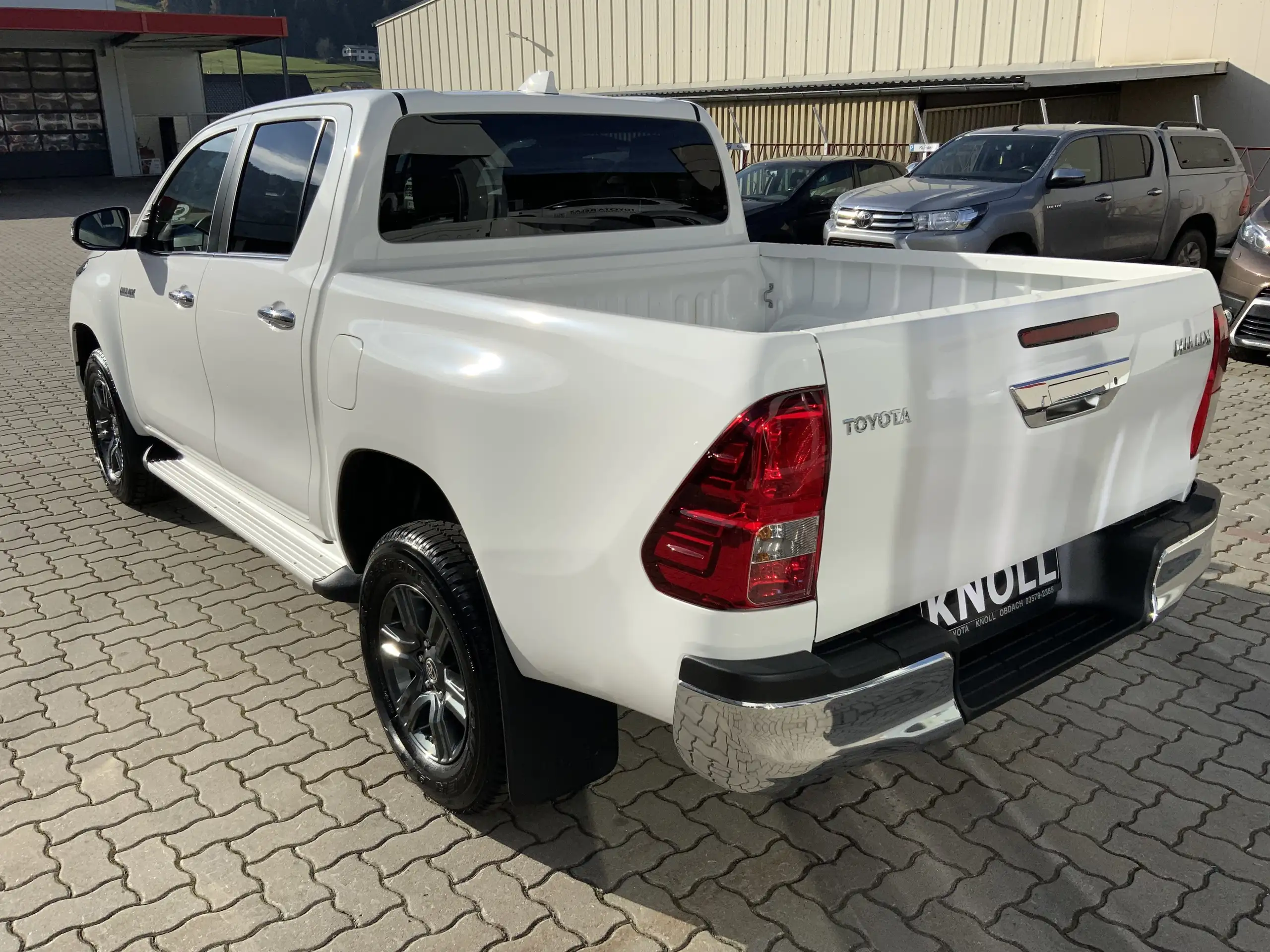 Toyota - Hilux