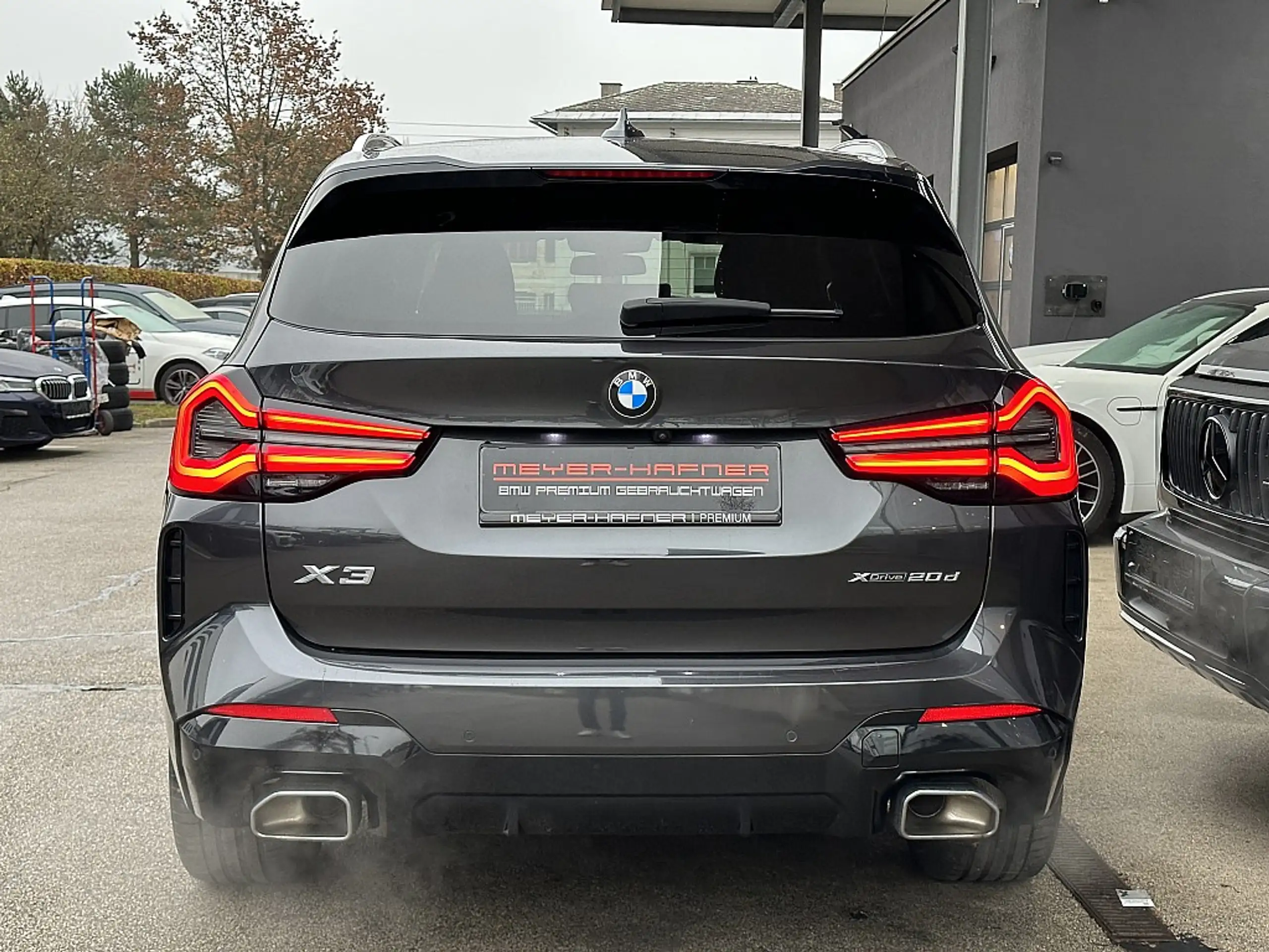 BMW - X3