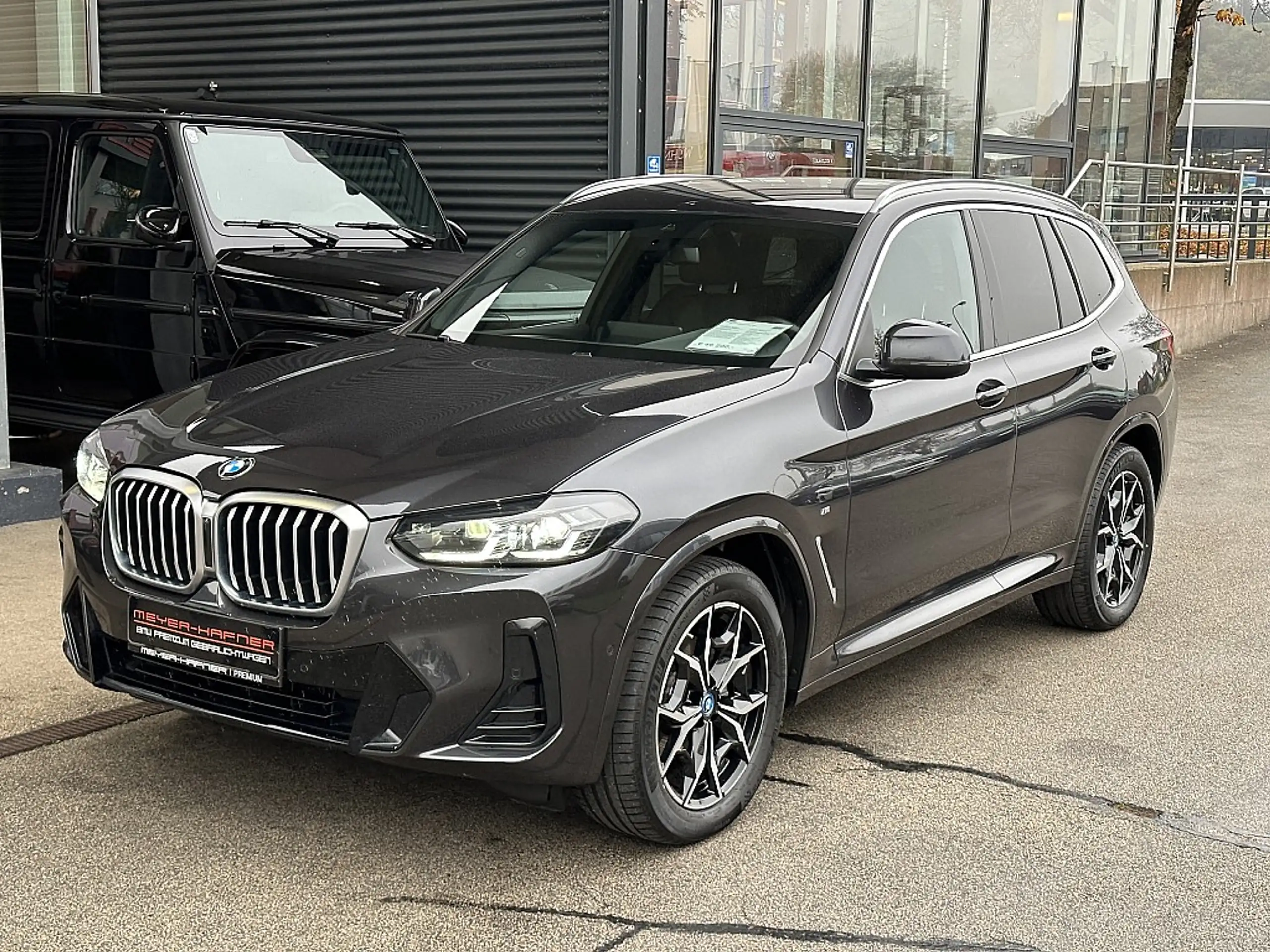 BMW - X3