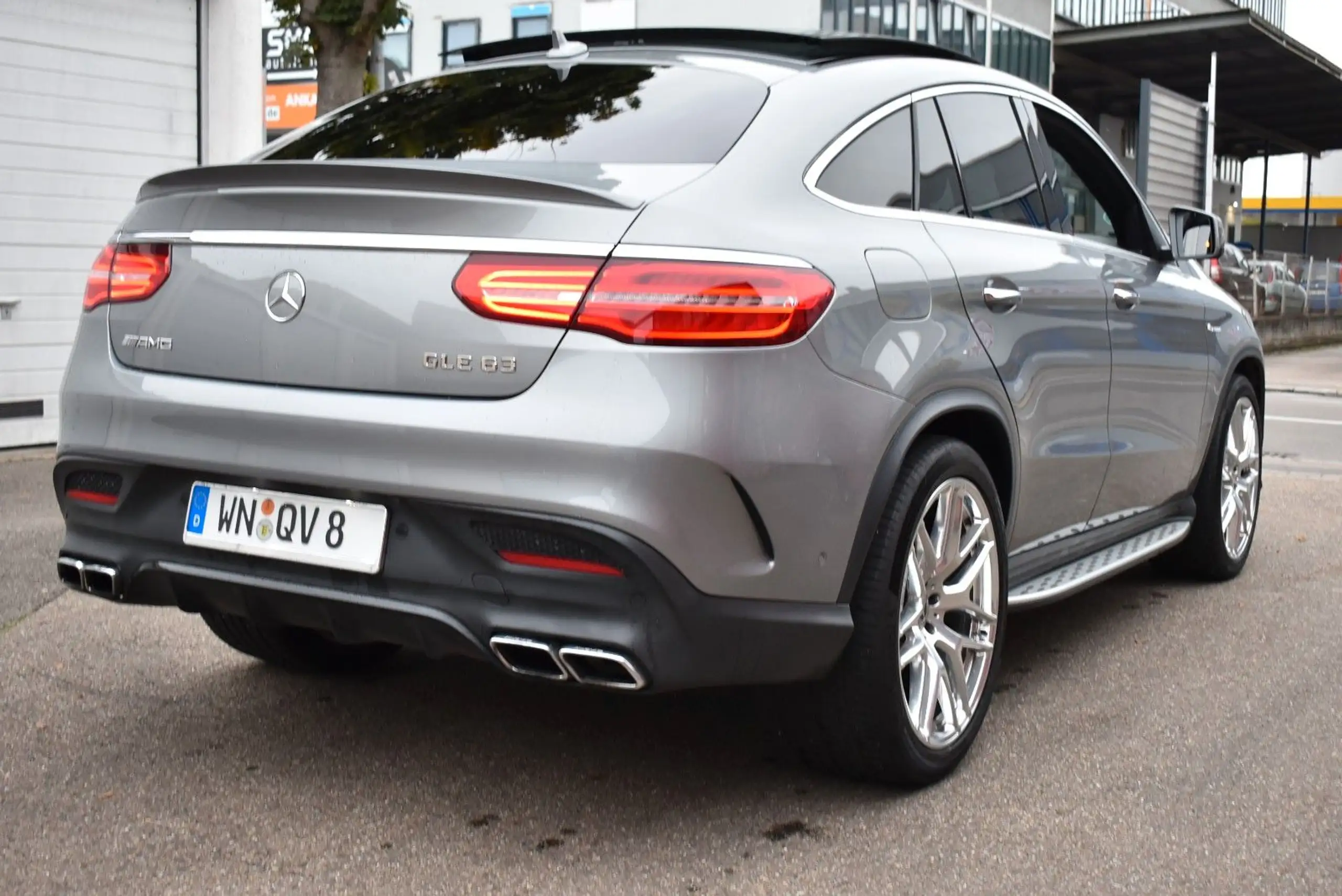 Mercedes-Benz - GLE 63 AMG