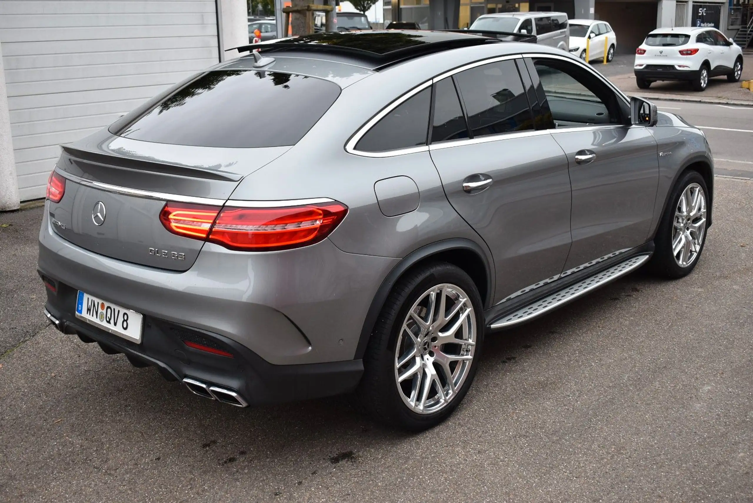 Mercedes-Benz - GLE 63 AMG