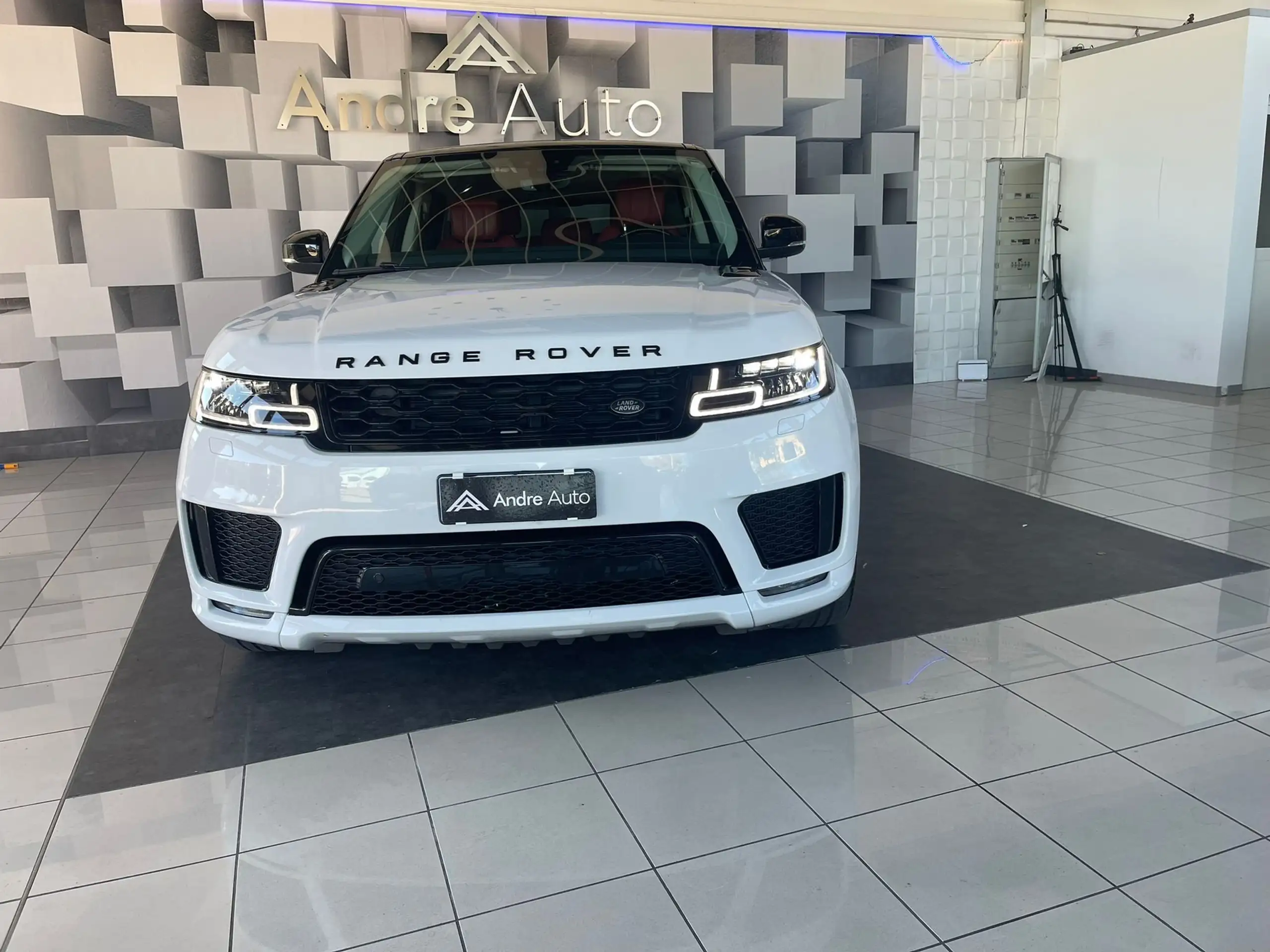 Land Rover - Range Rover Sport