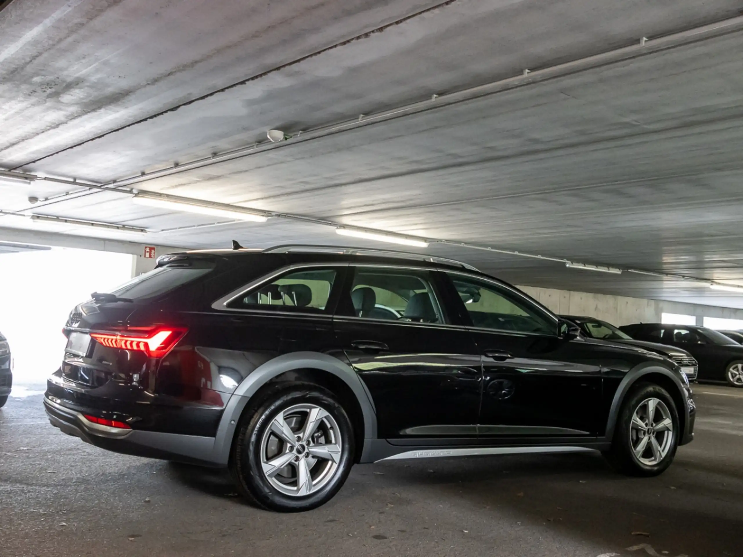 Audi - A6 allroad