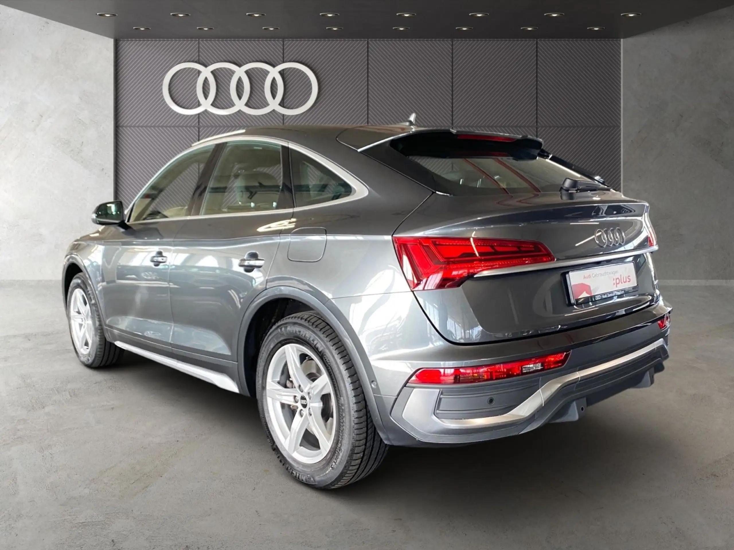 Audi - Q5