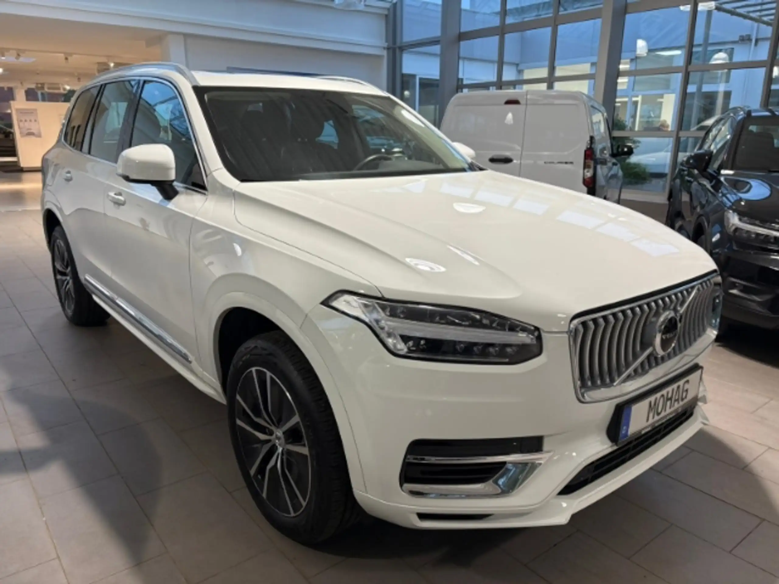 Volvo - XC90