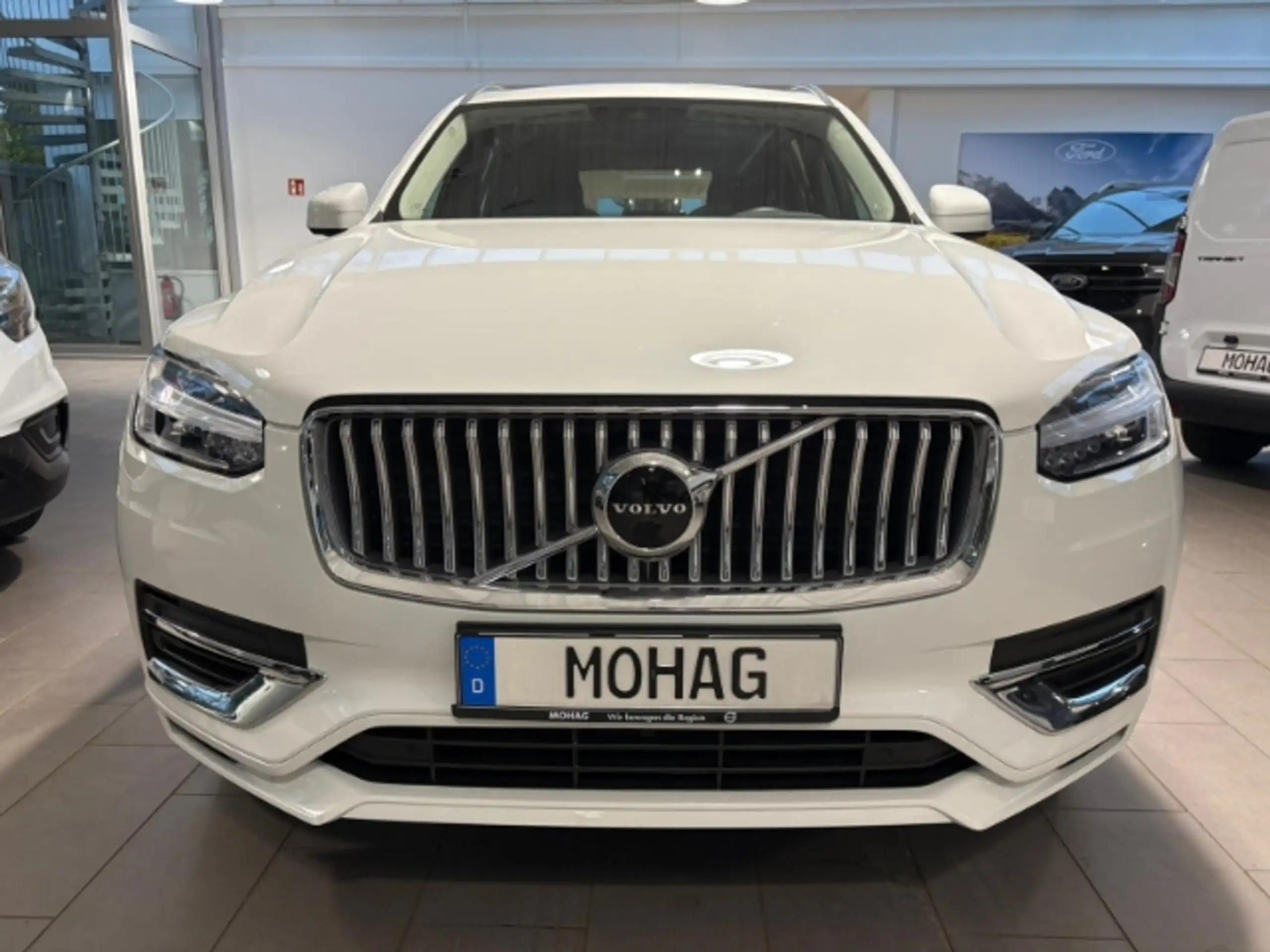 Volvo - XC90