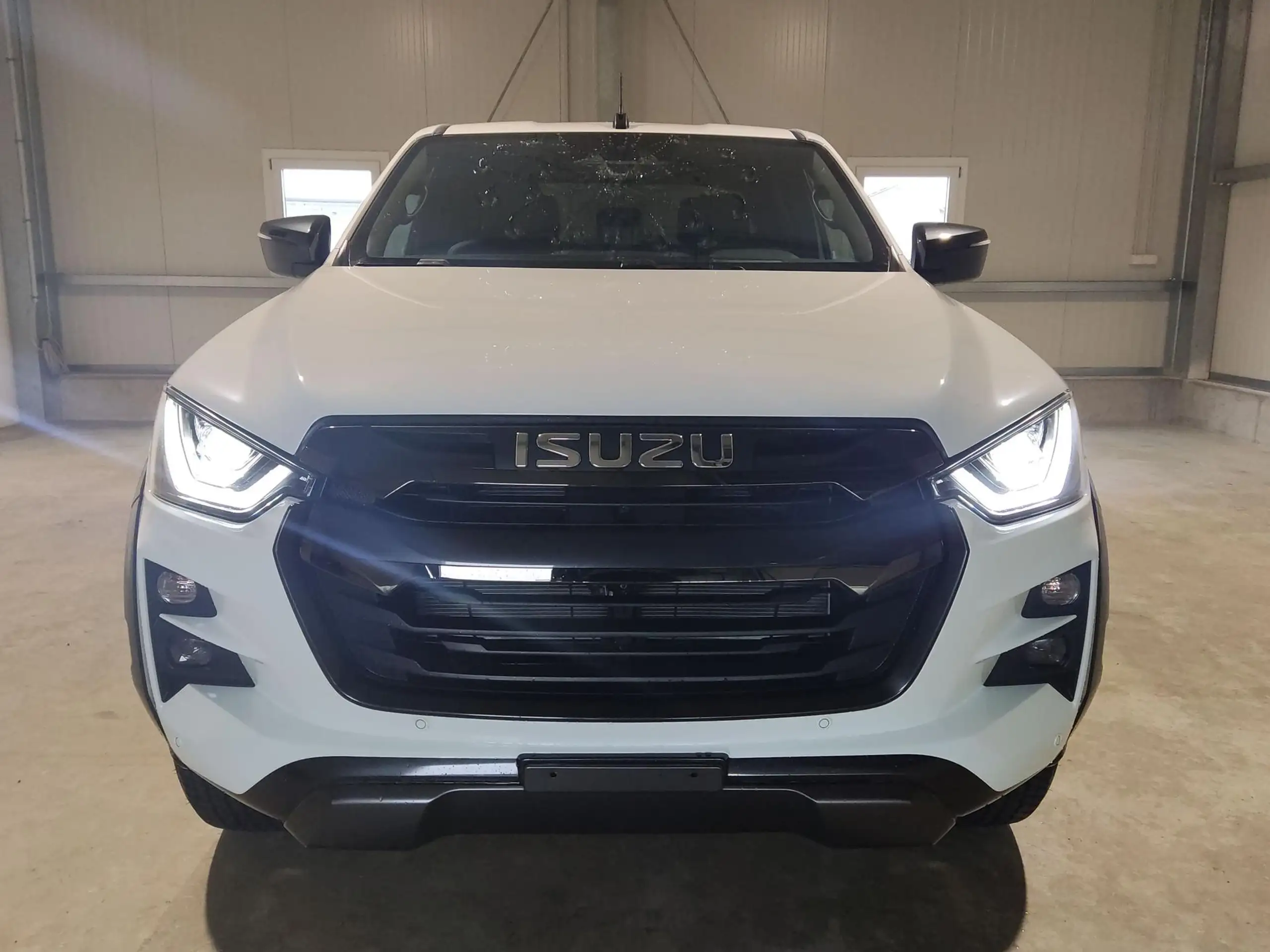 Isuzu - D-Max