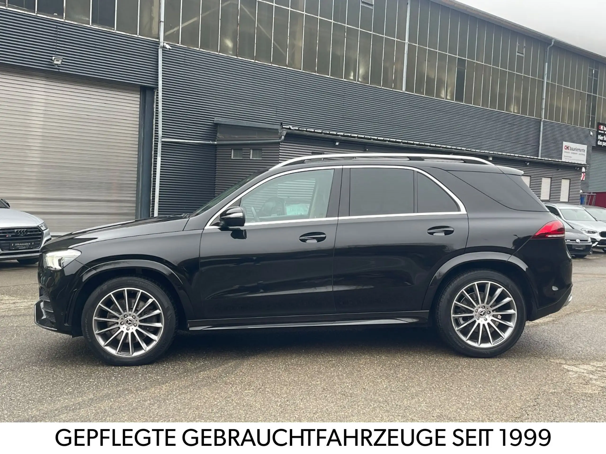 Mercedes-Benz - GLE 300