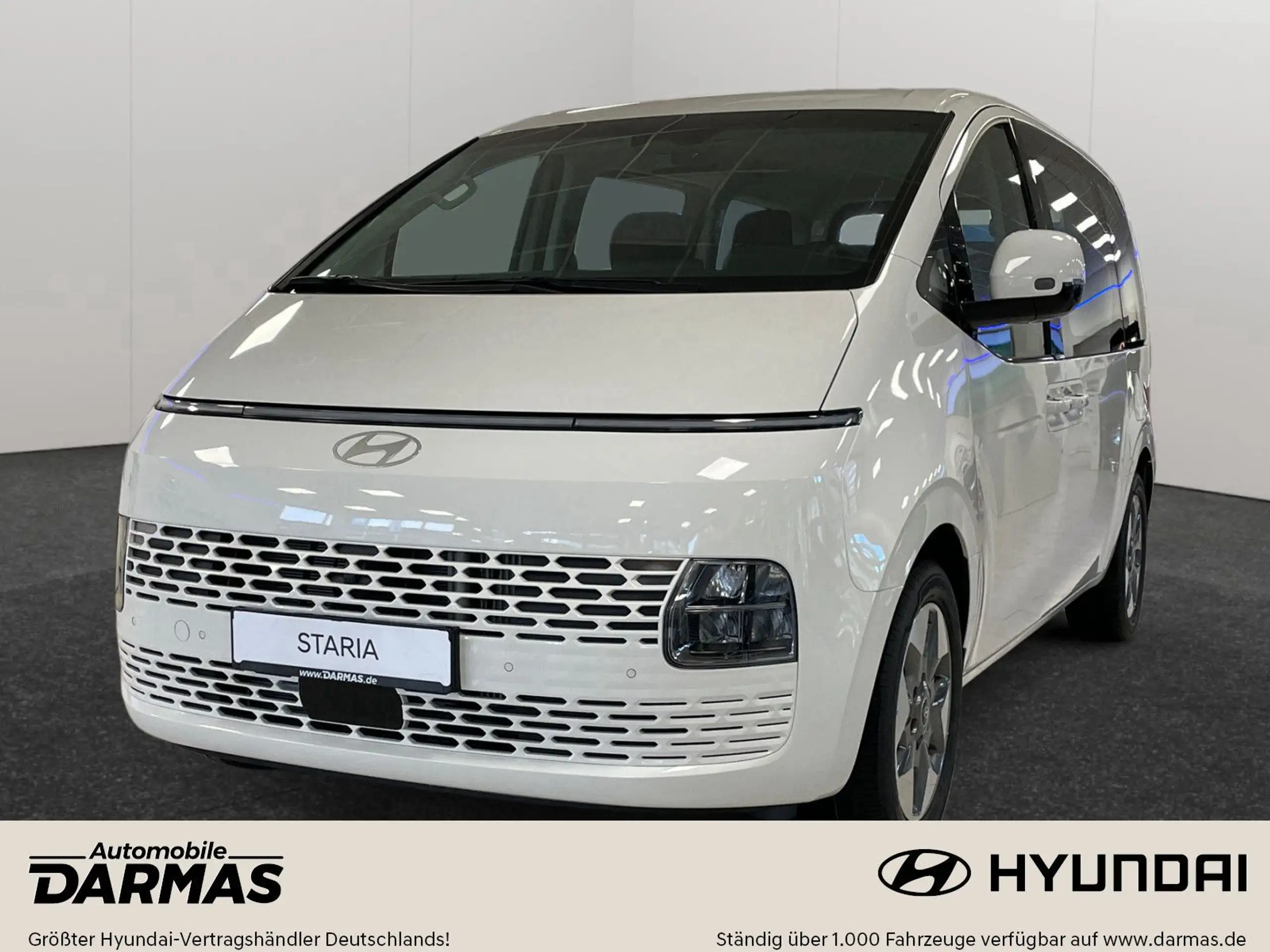 Hyundai - STARIA