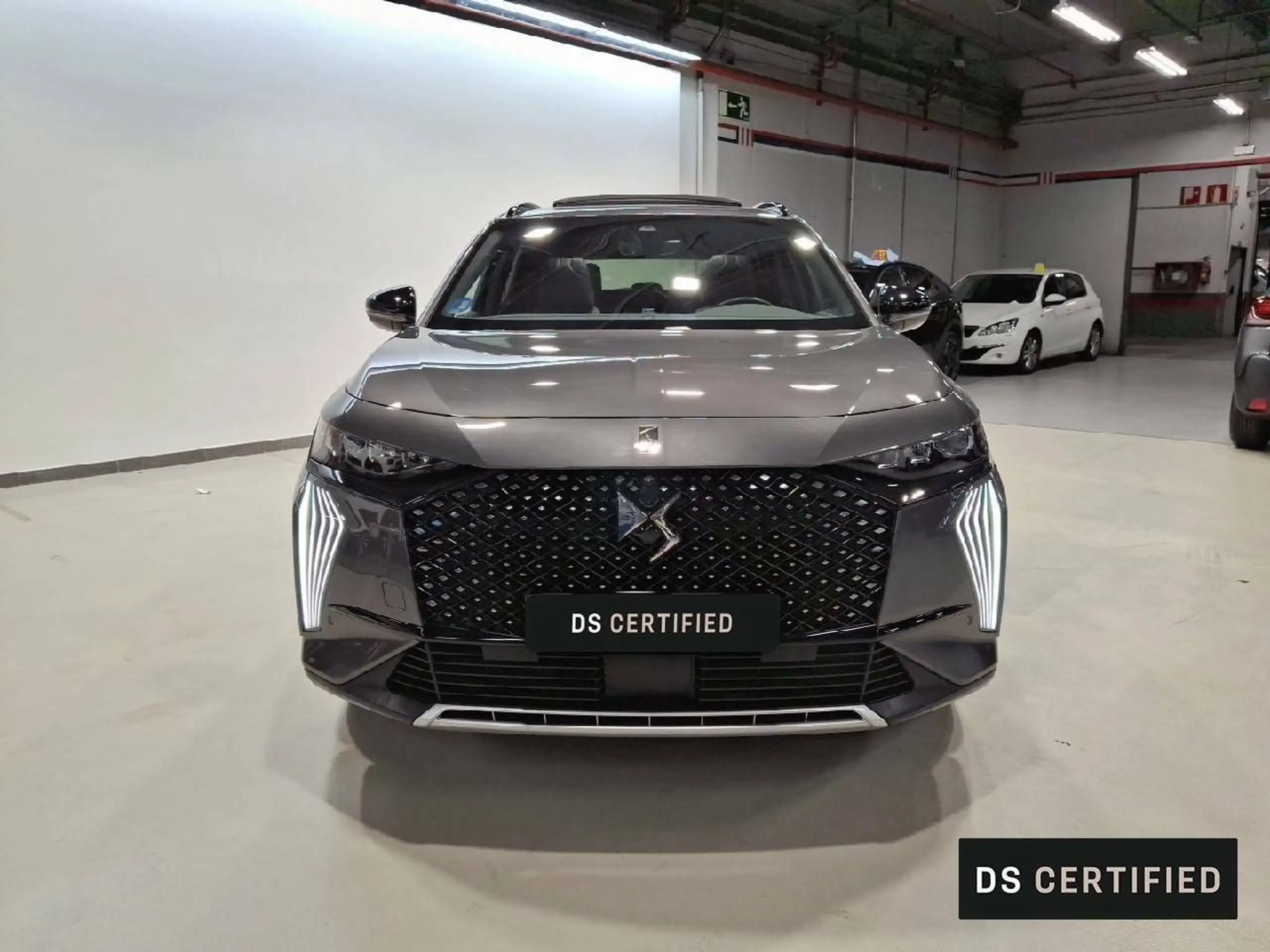 DS Automobiles - DS 7 Crossback