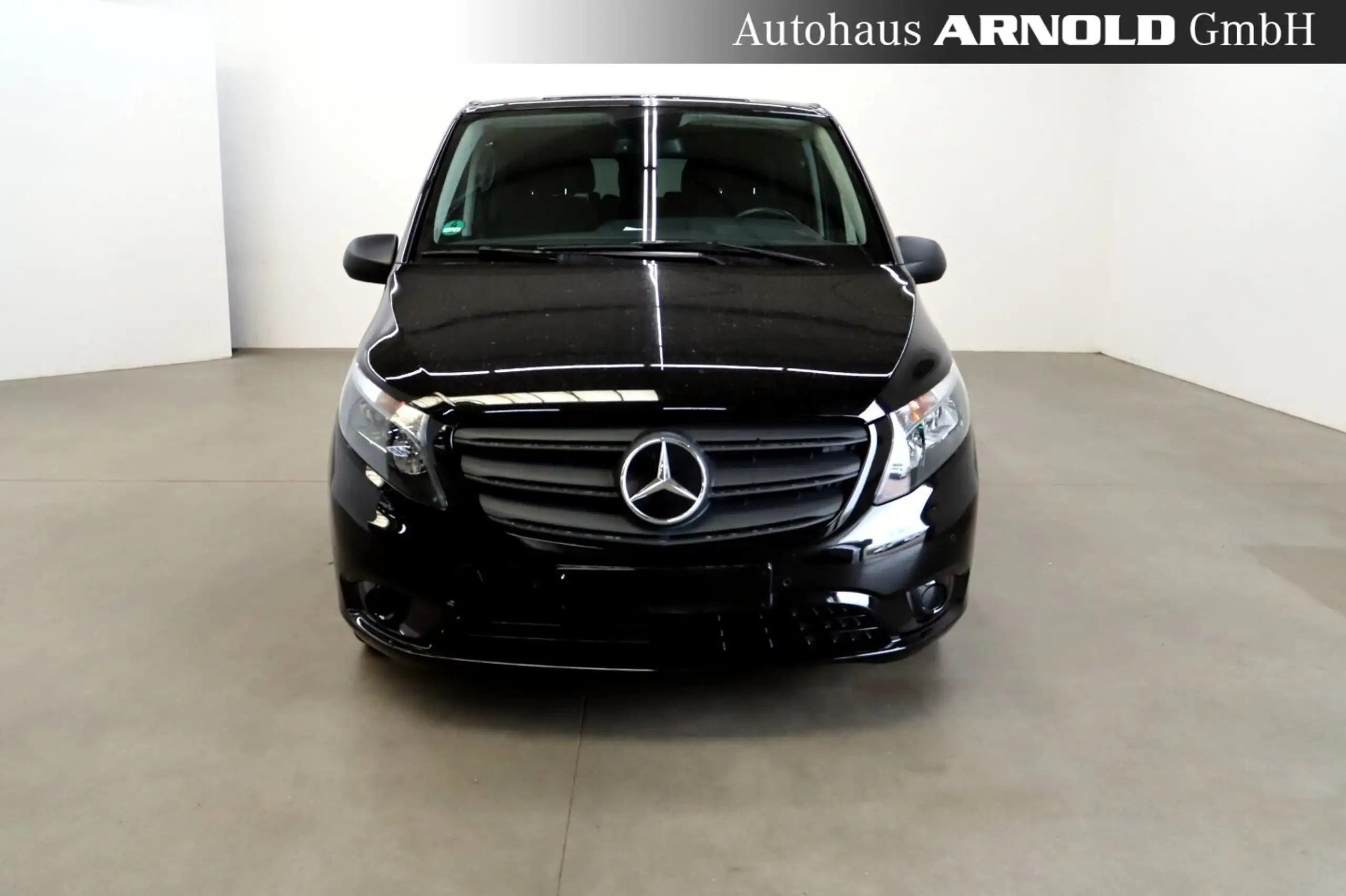 Mercedes-Benz - Vito