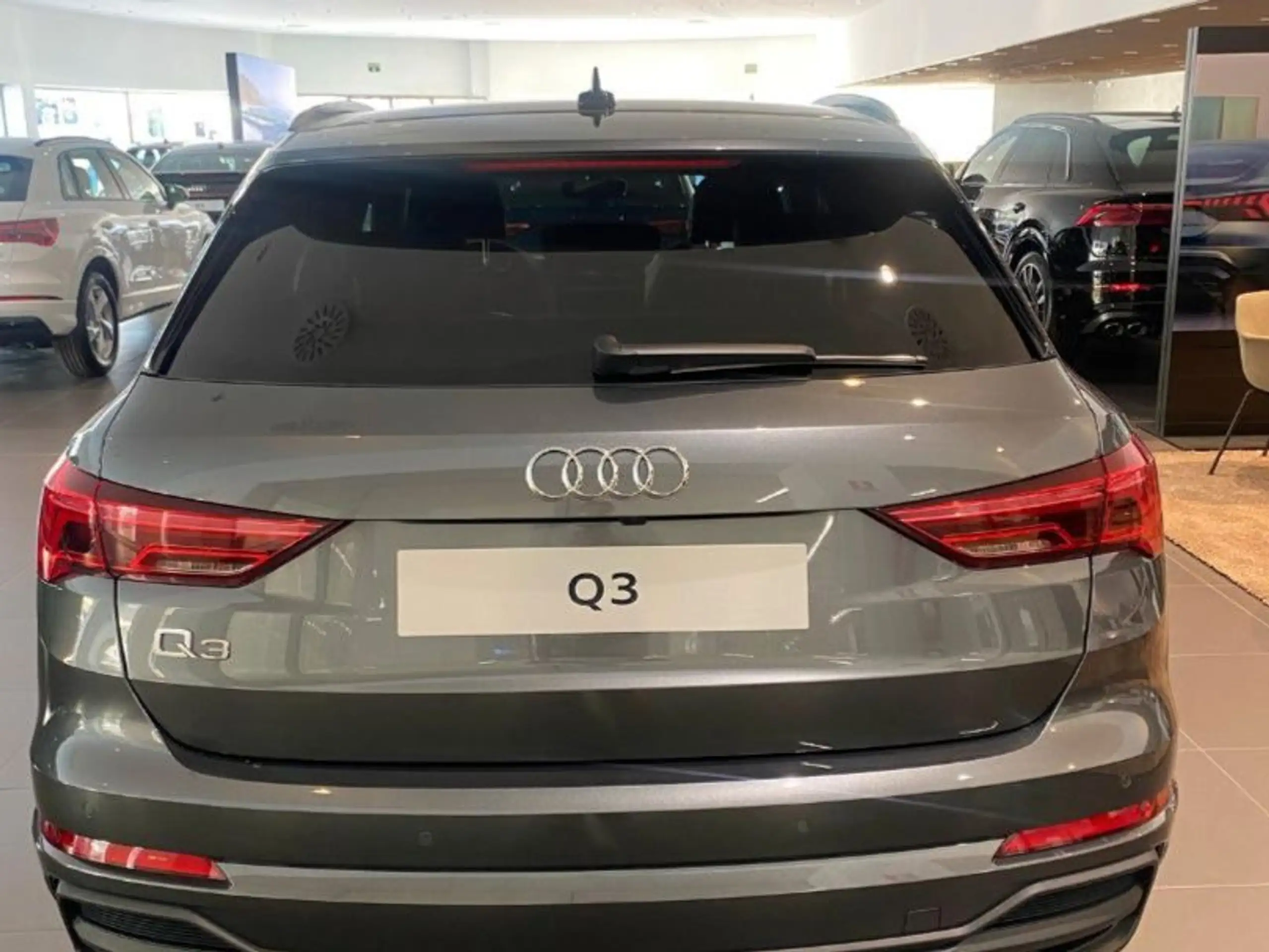 Audi - Q3