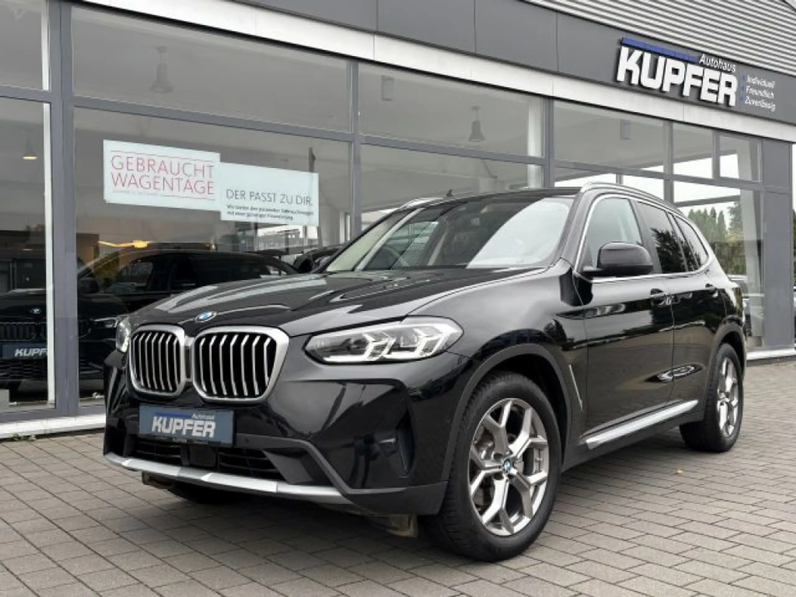 BMW - X3