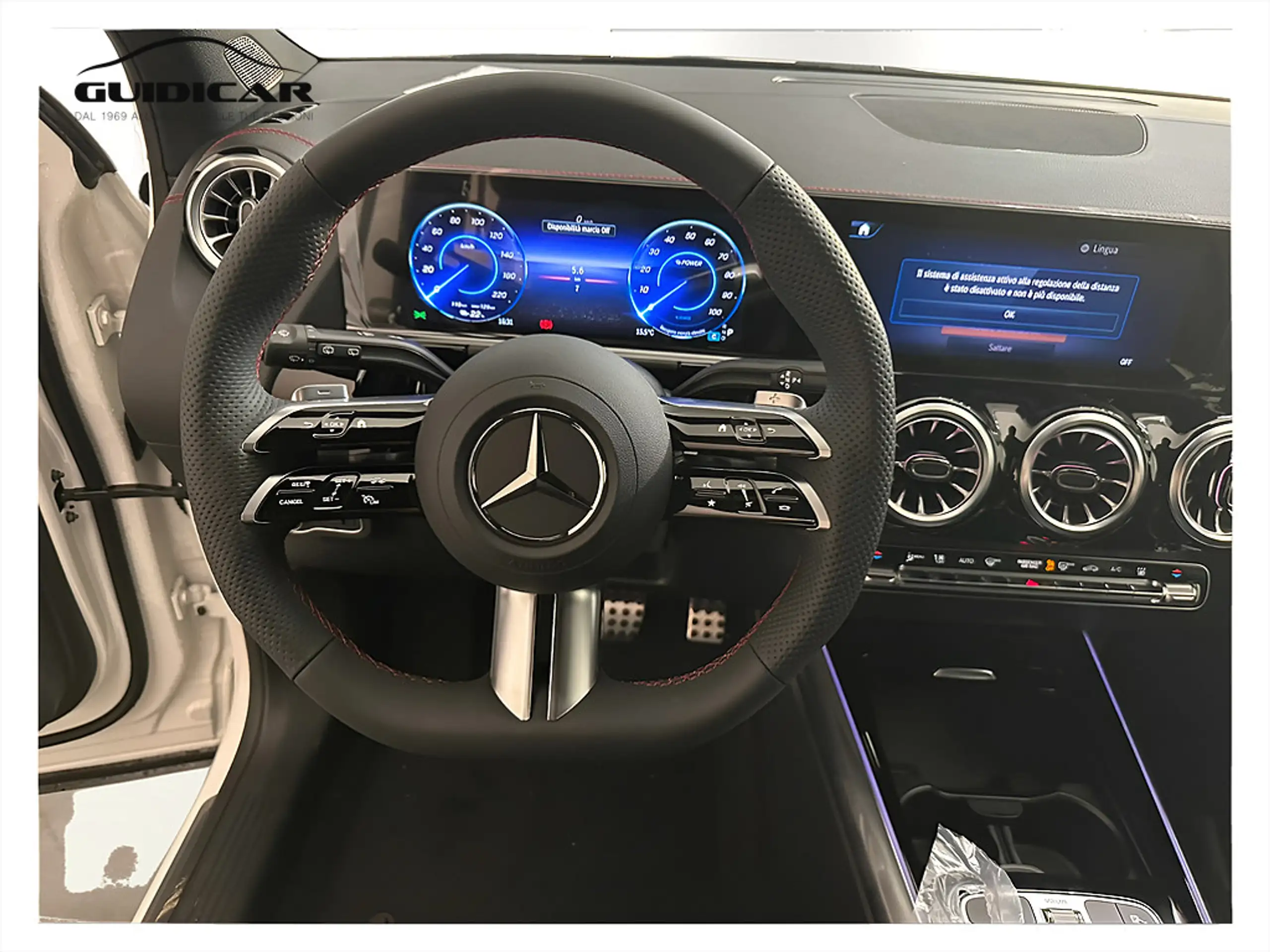 Mercedes-Benz - EQA 250