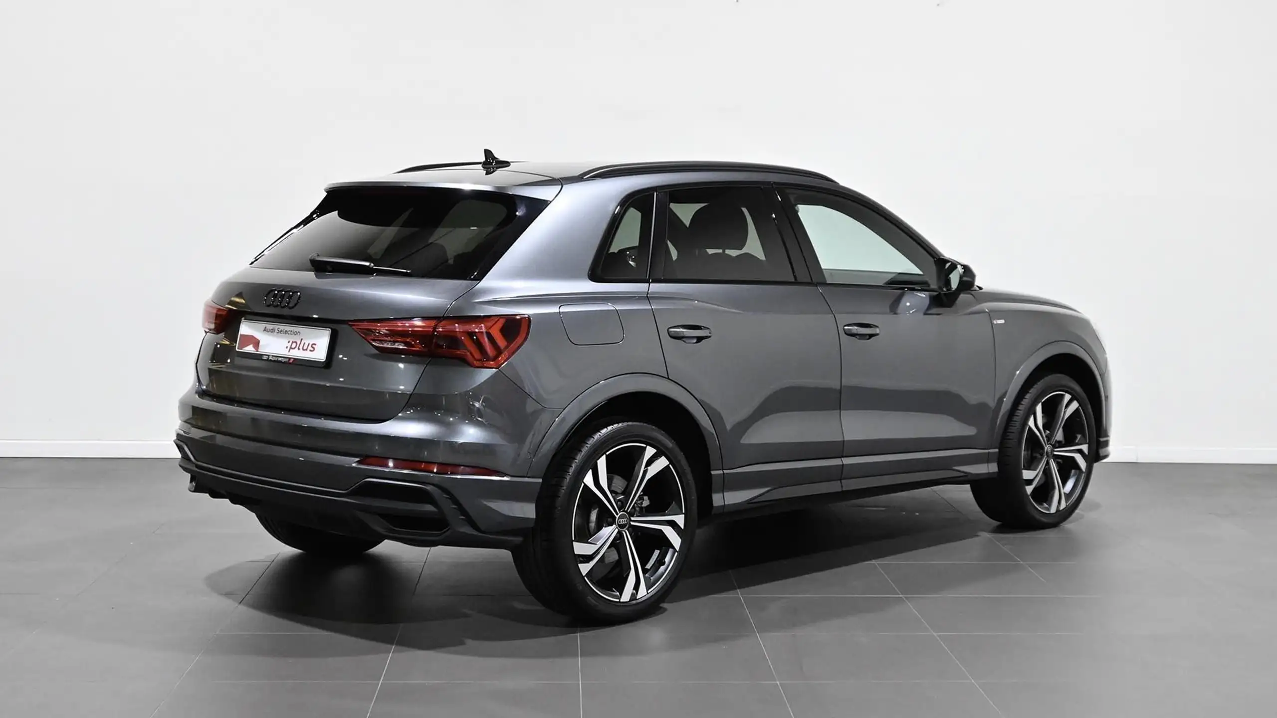 Audi - Q3