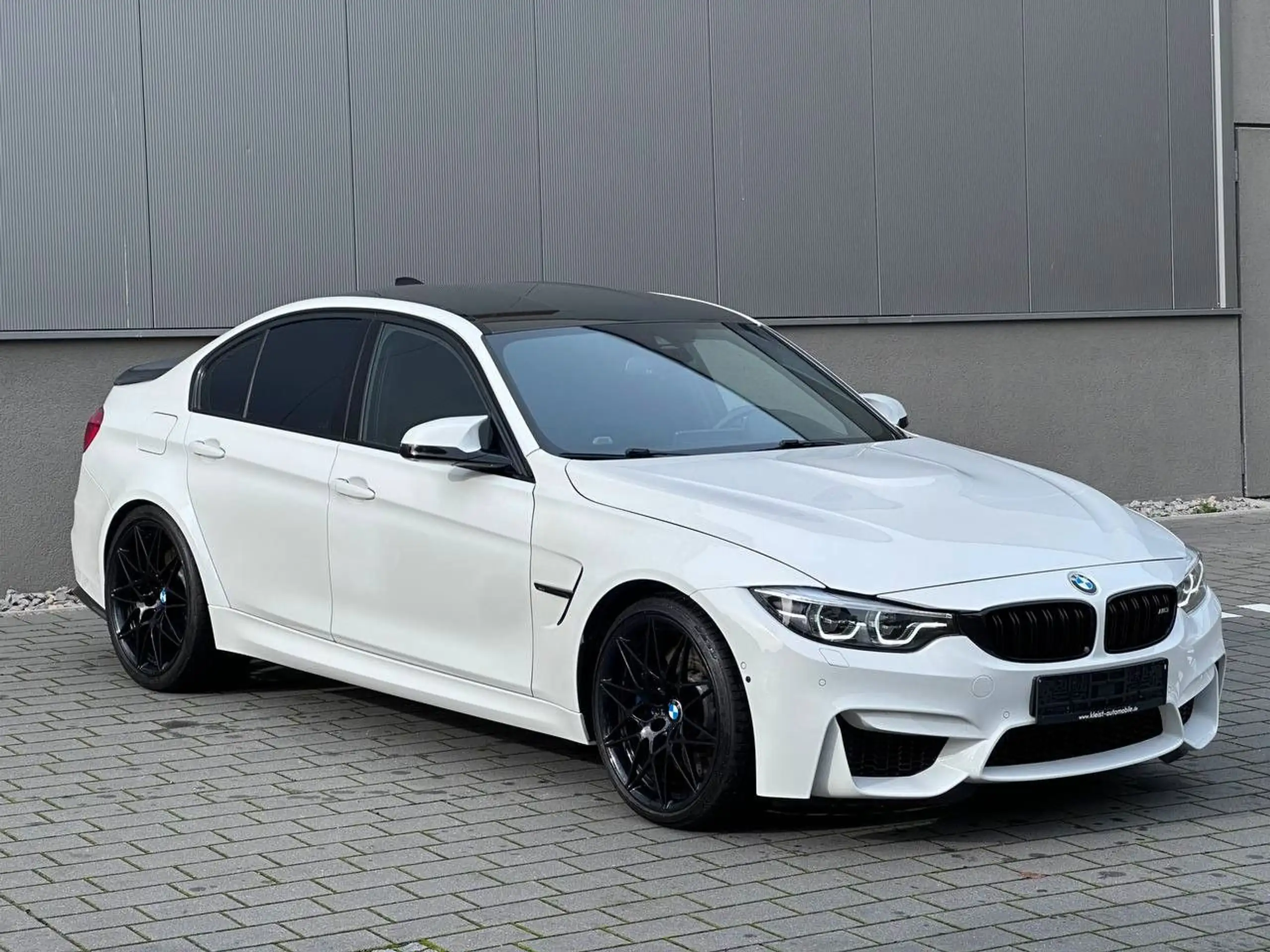 BMW - M3