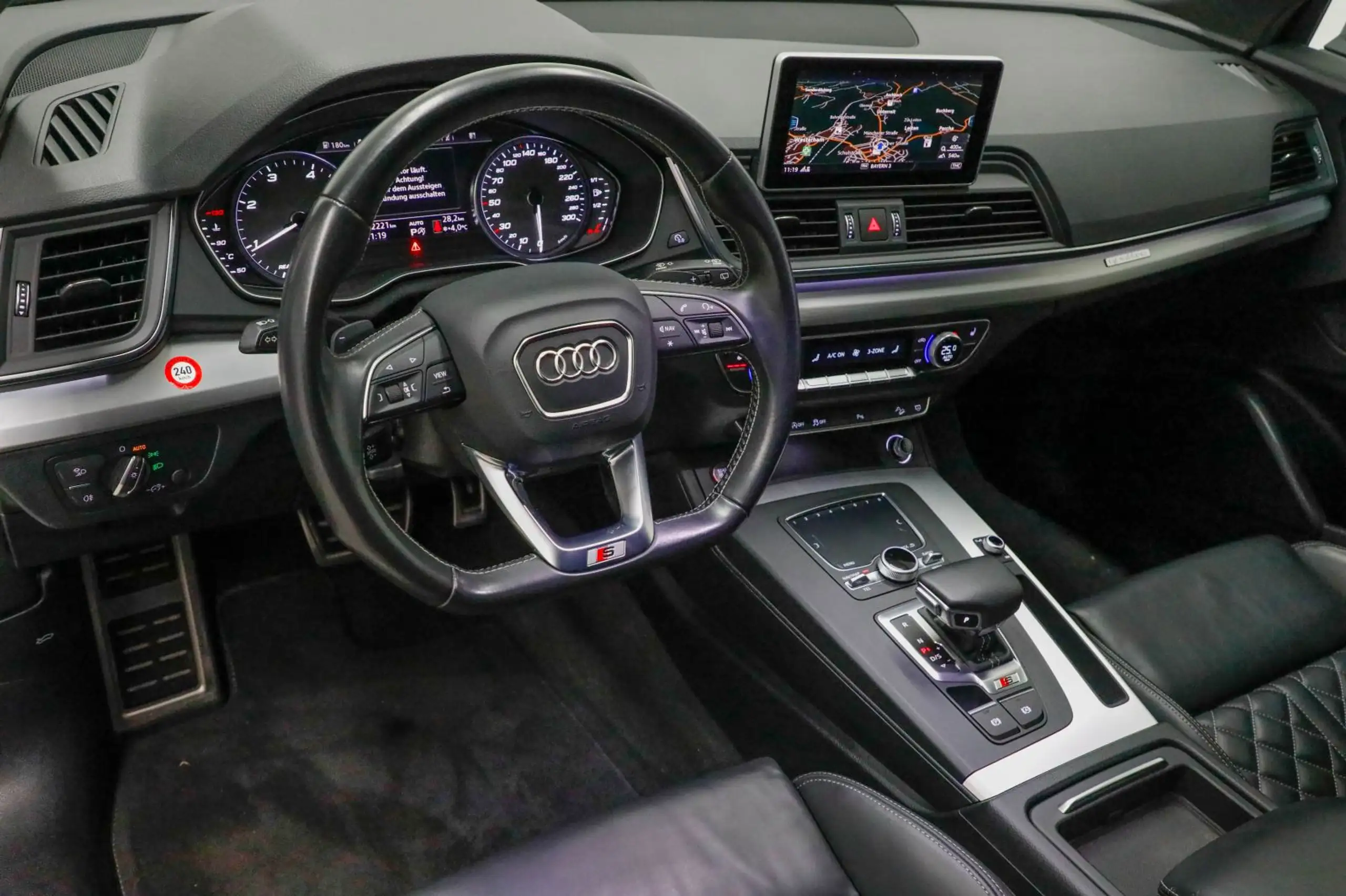 Audi - SQ5