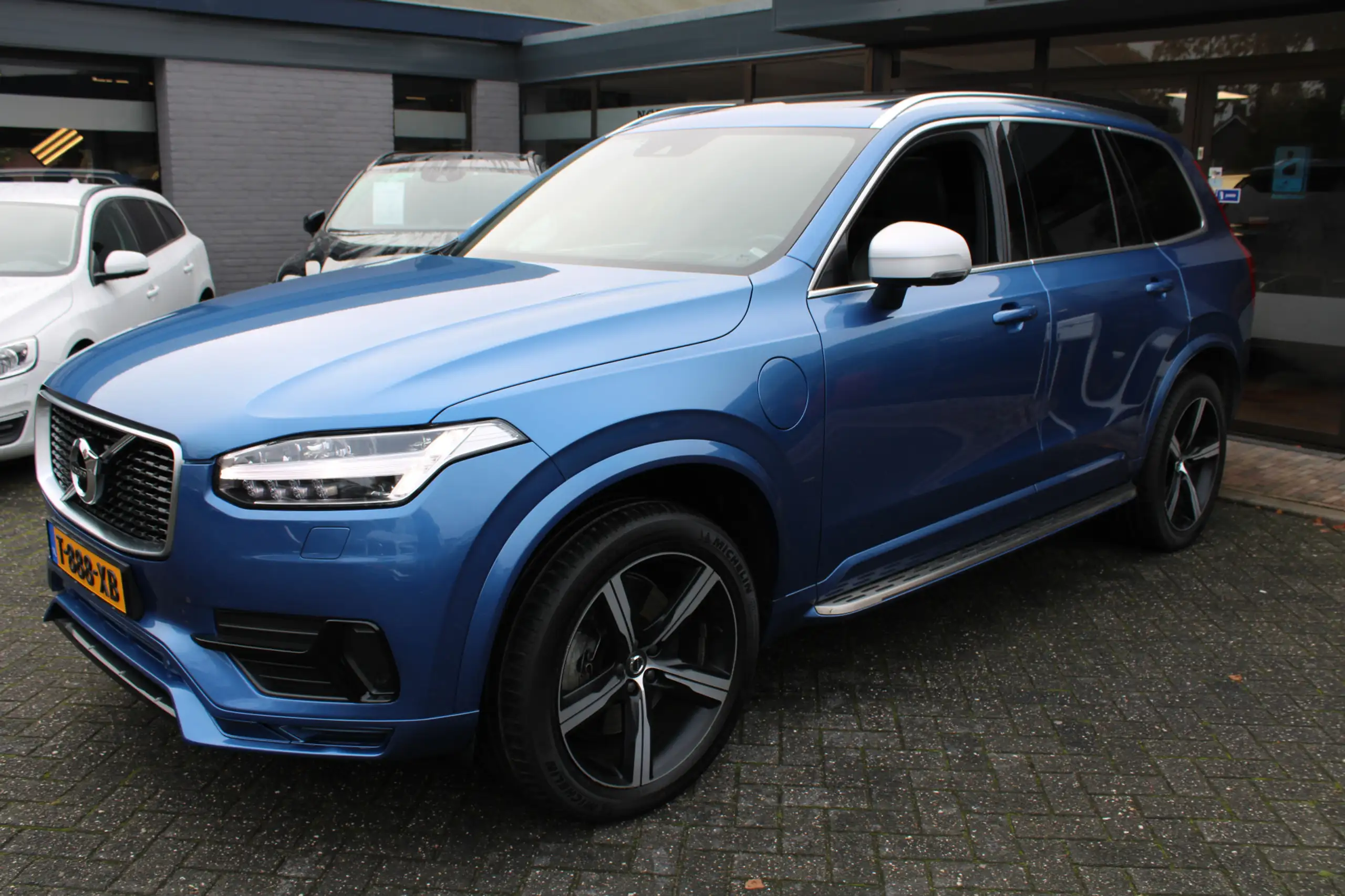 Volvo - XC90