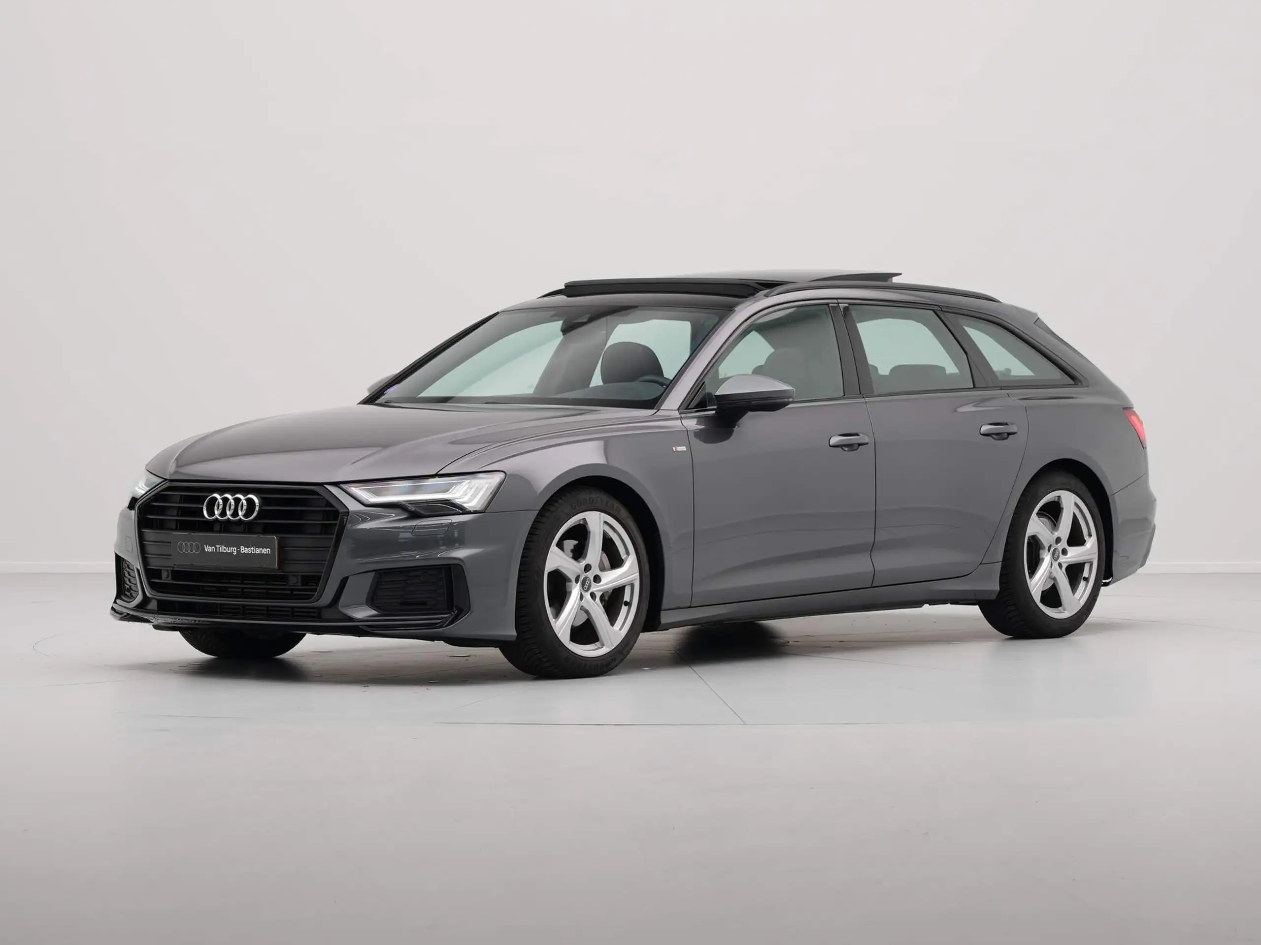 Audi - A6