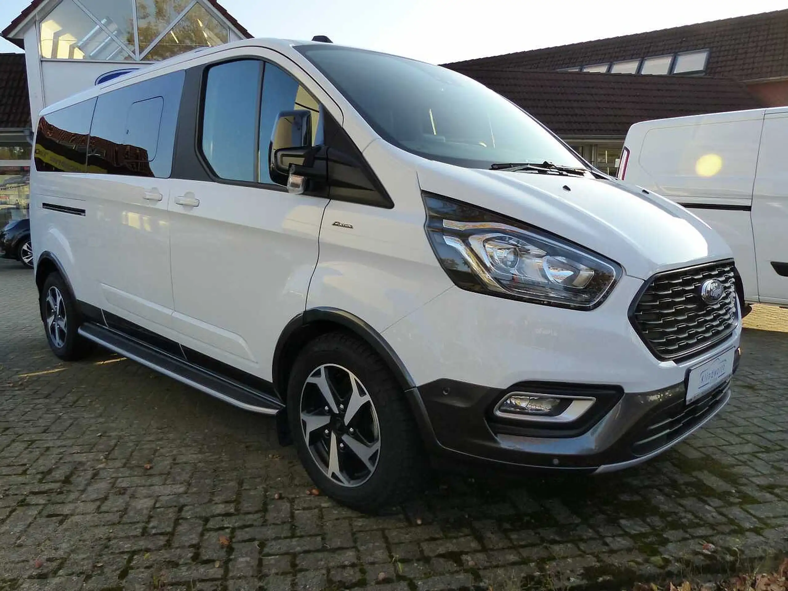 Ford - Tourneo Custom