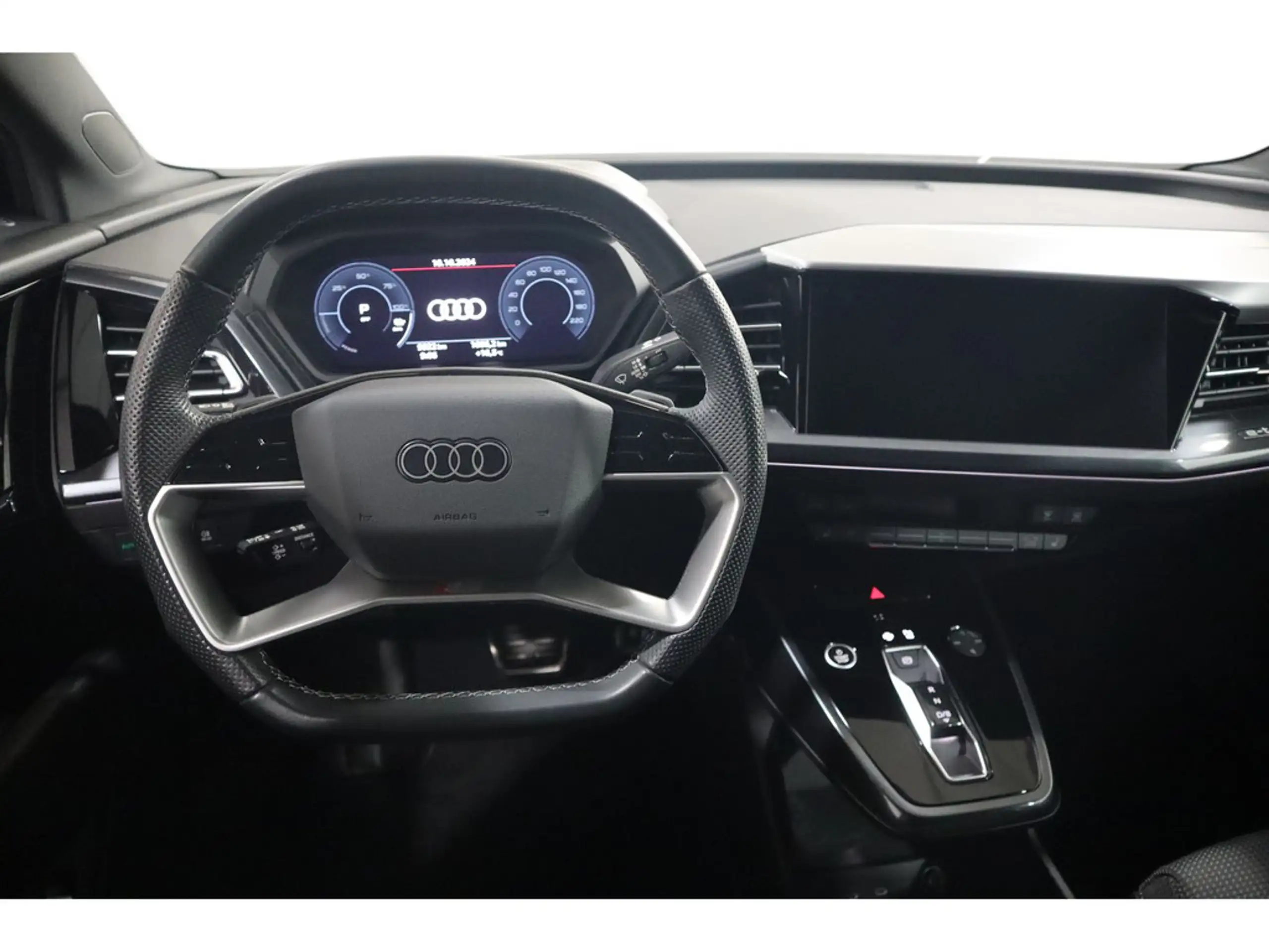 Audi - Q4 e-tron