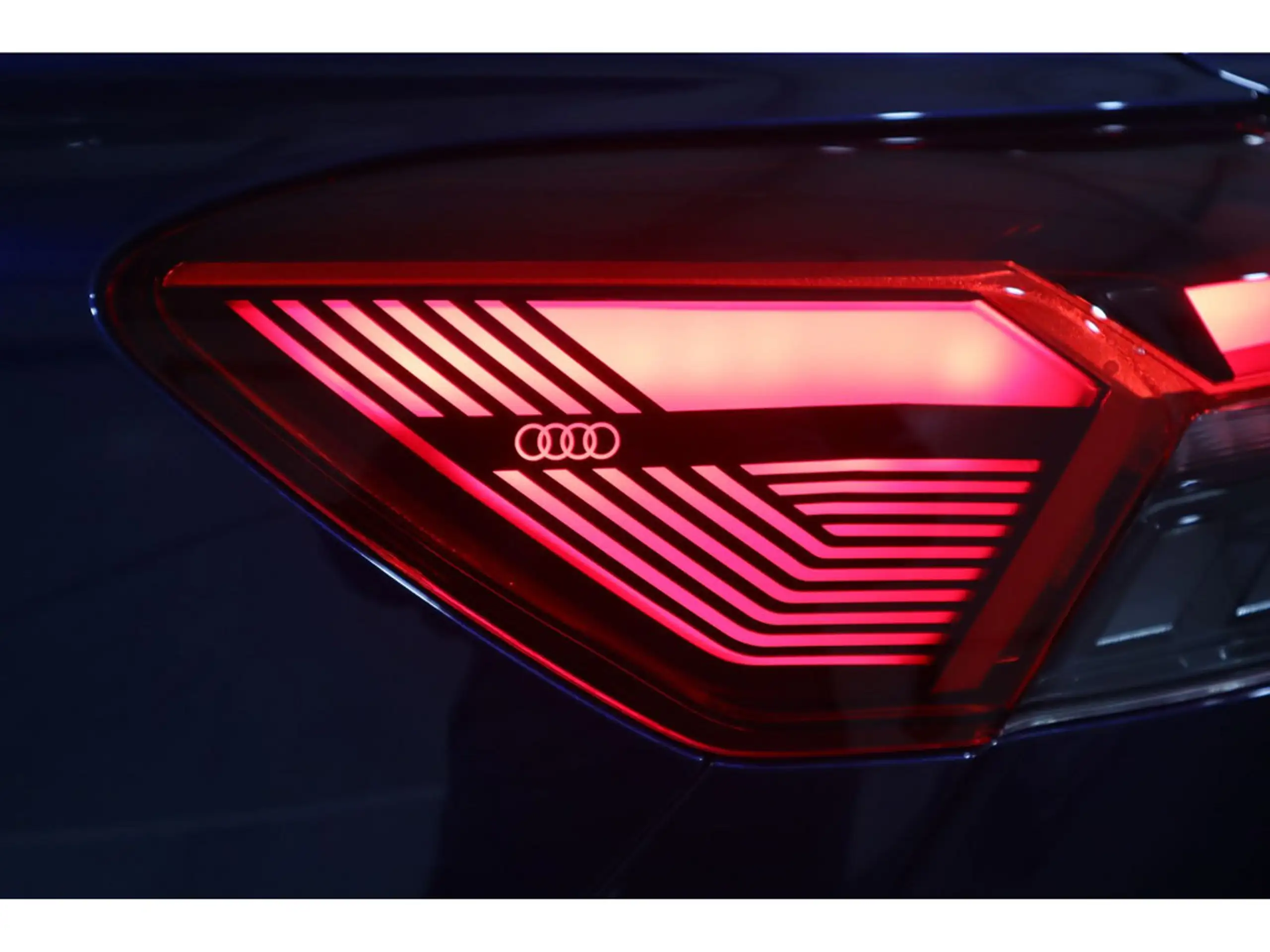 Audi - Q4 e-tron