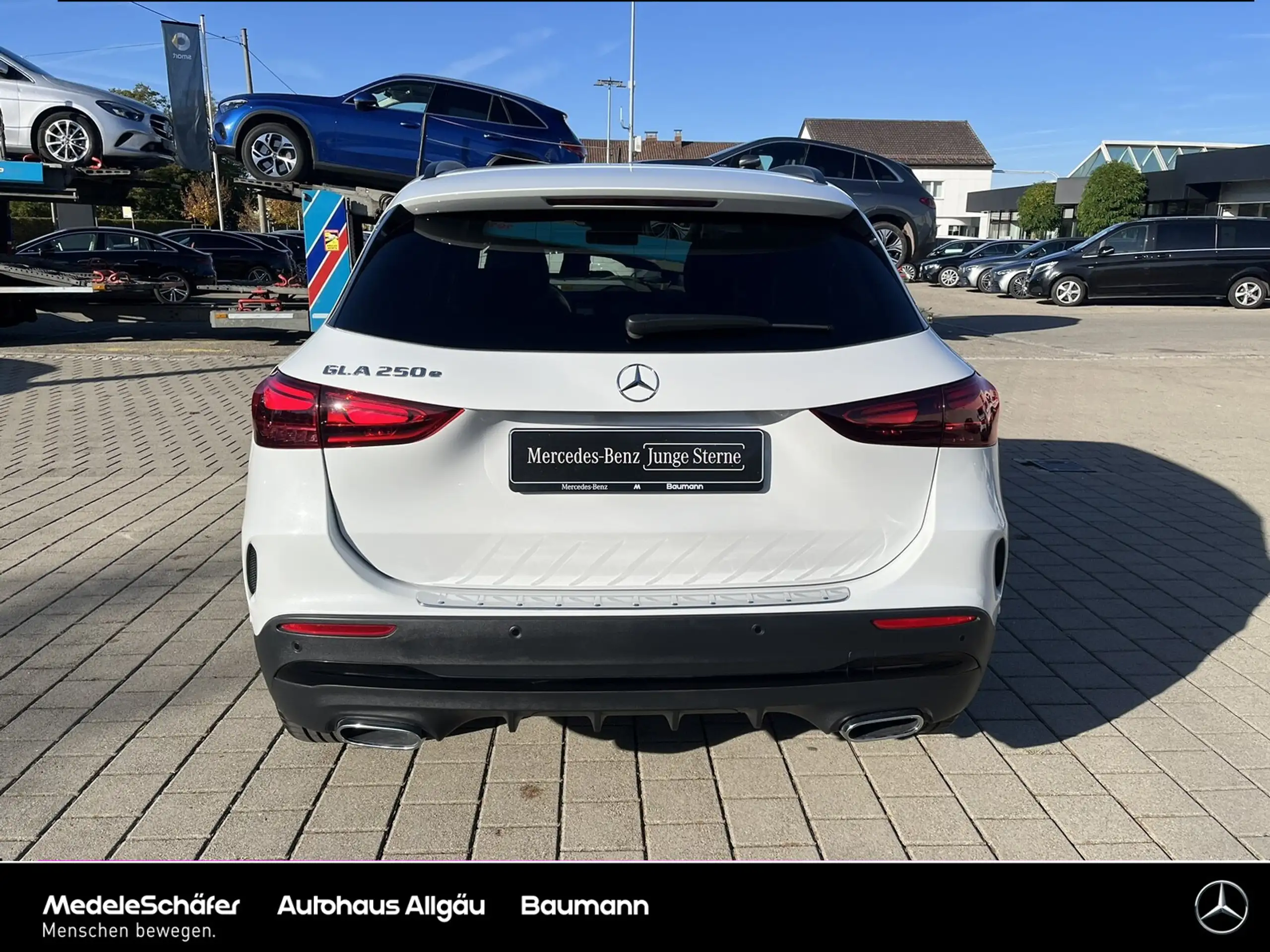 Mercedes-Benz - GLA 250