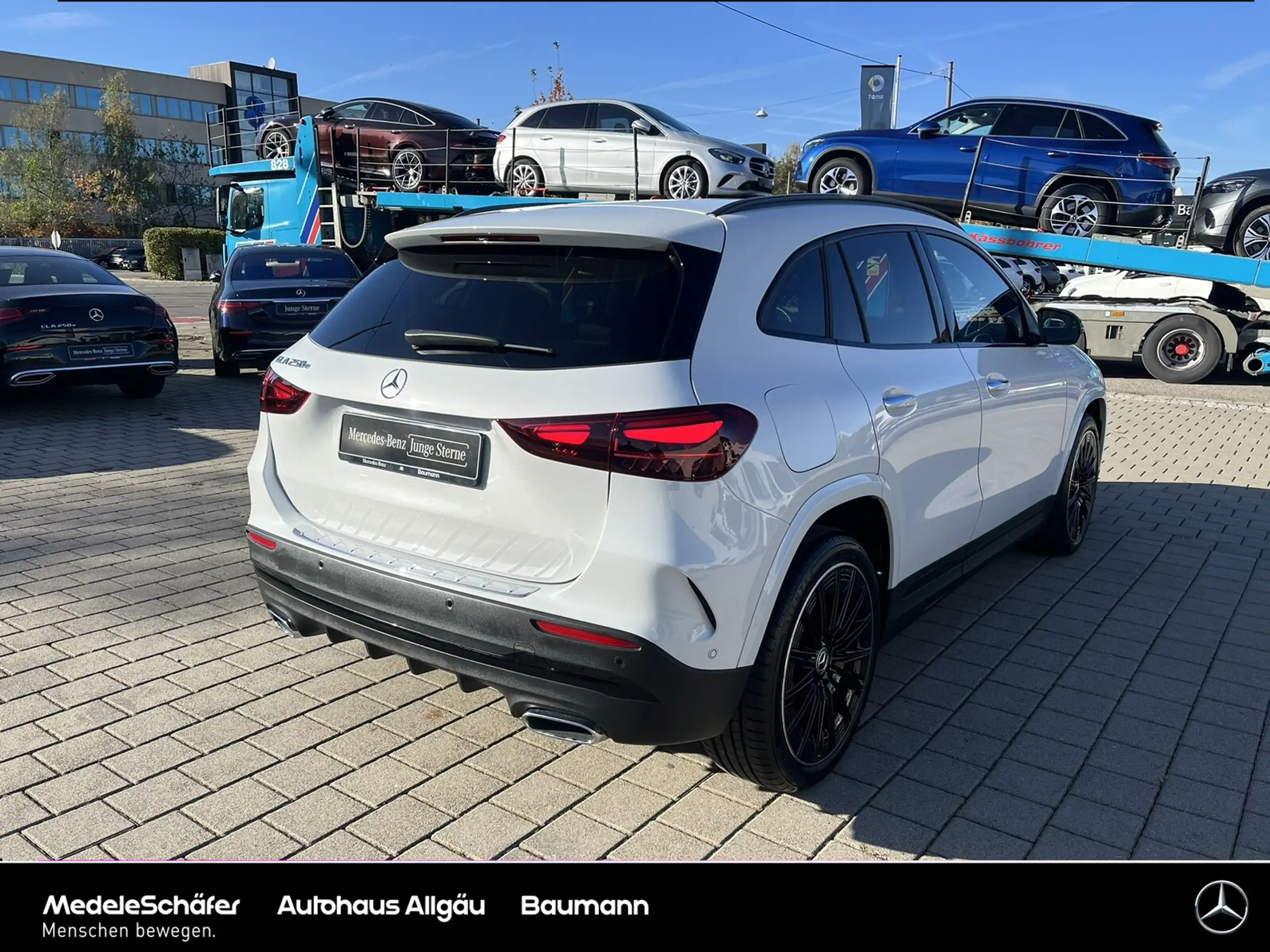 Mercedes-Benz - GLA 250