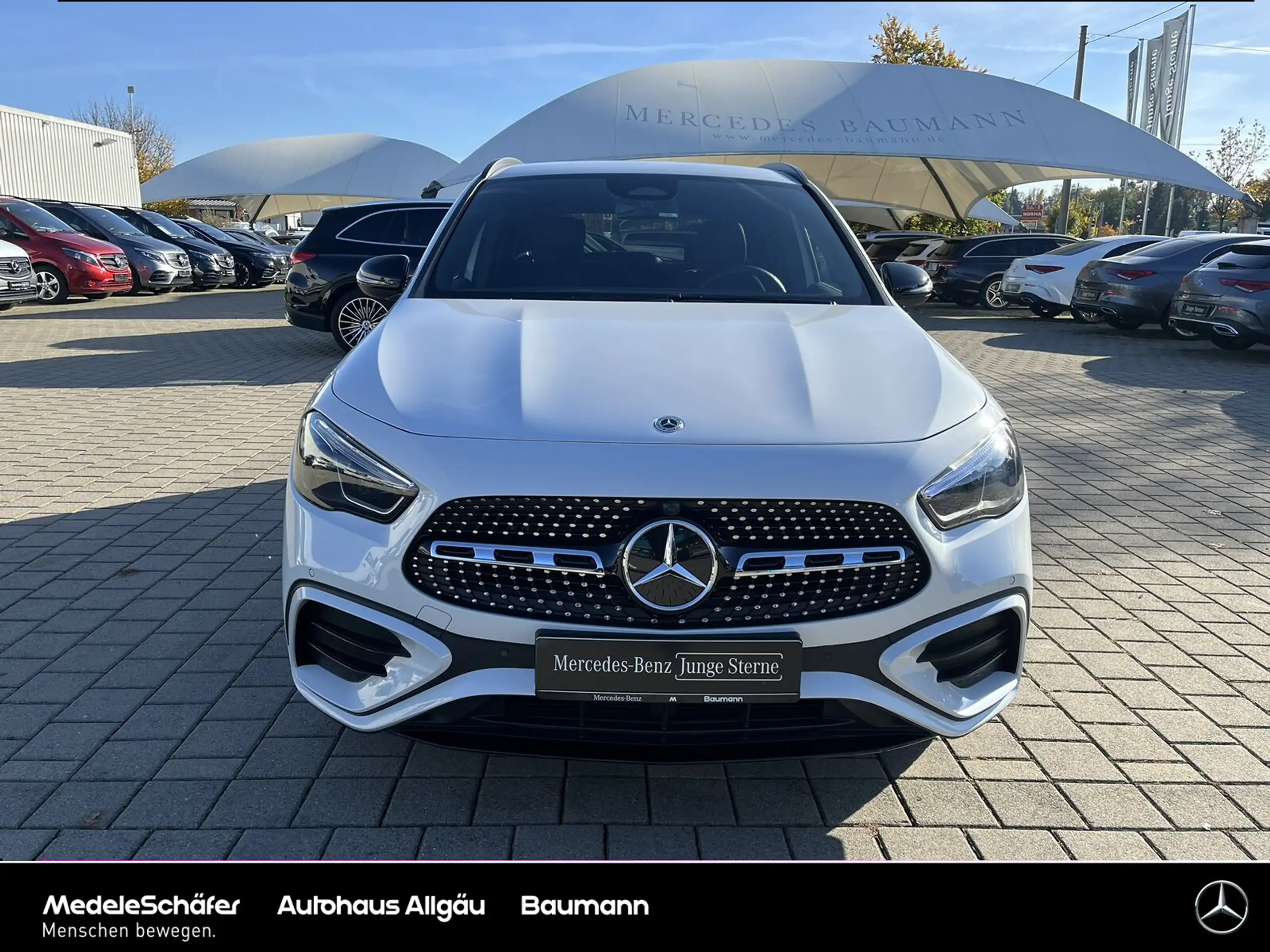 Mercedes-Benz - GLA 250