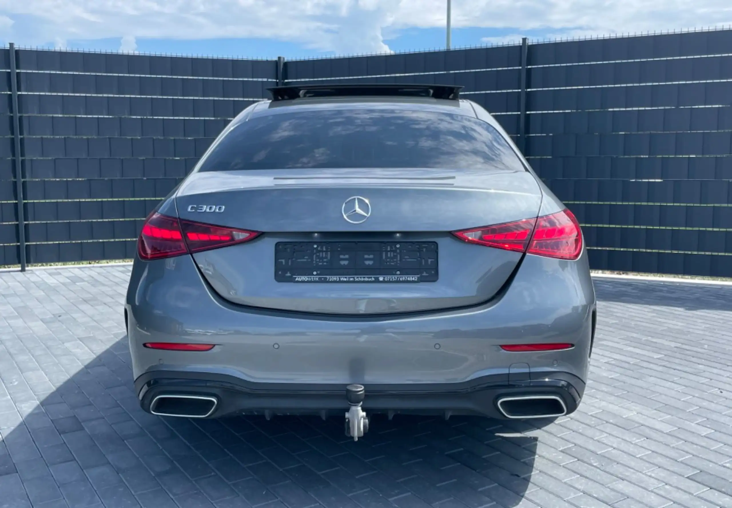 Mercedes-Benz - C 300