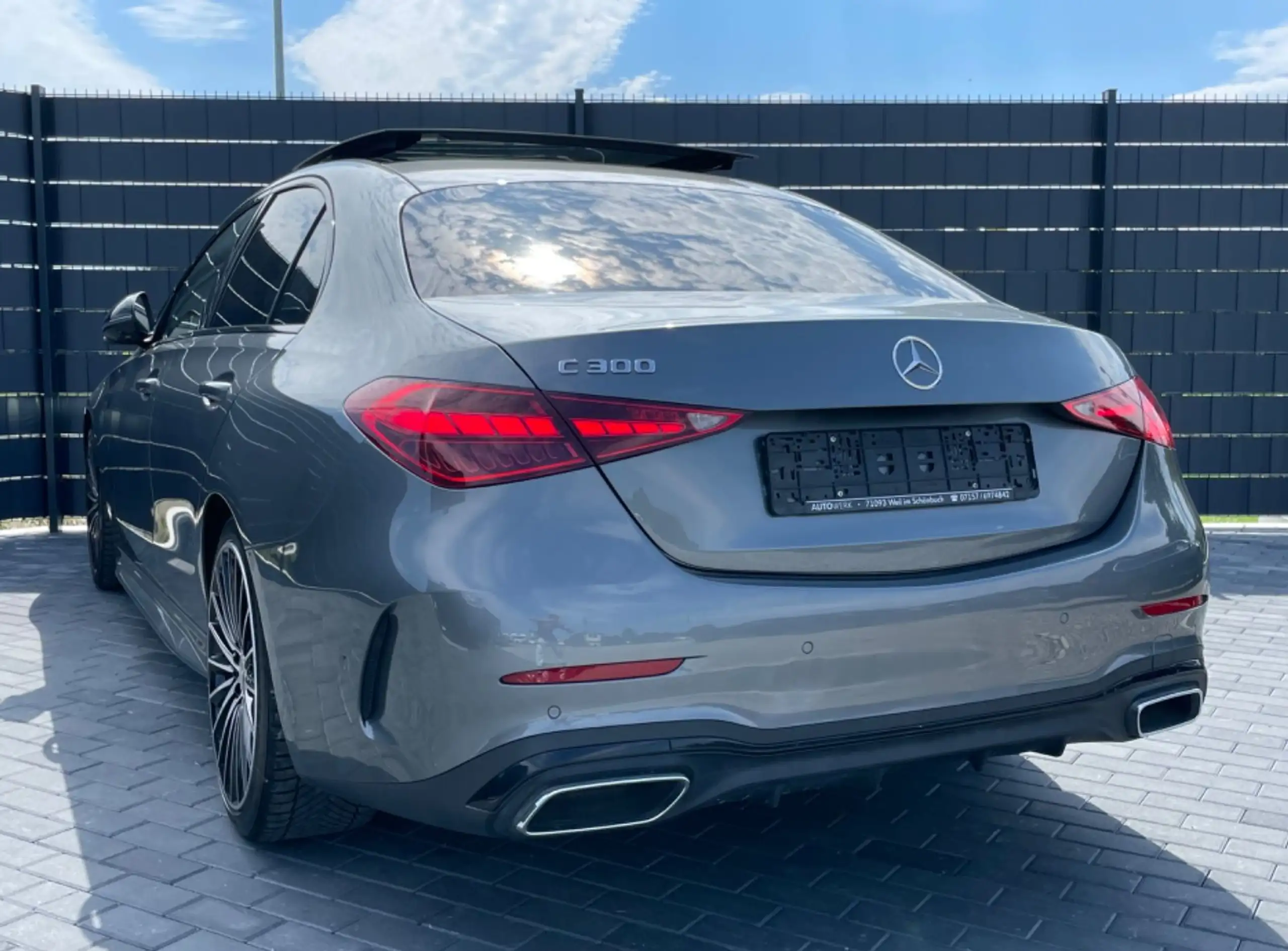 Mercedes-Benz - C 300