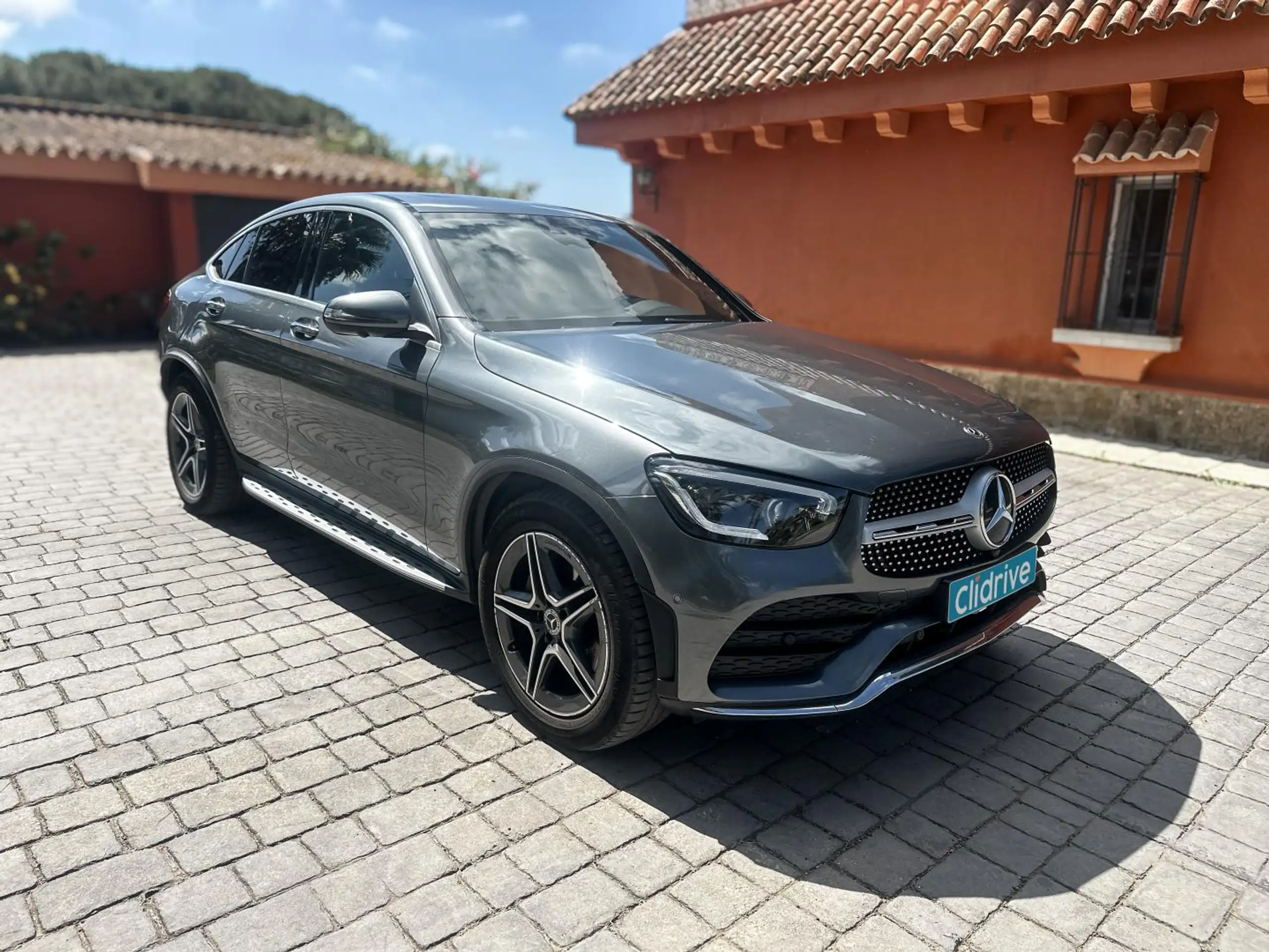 Mercedes-Benz - GLC 300