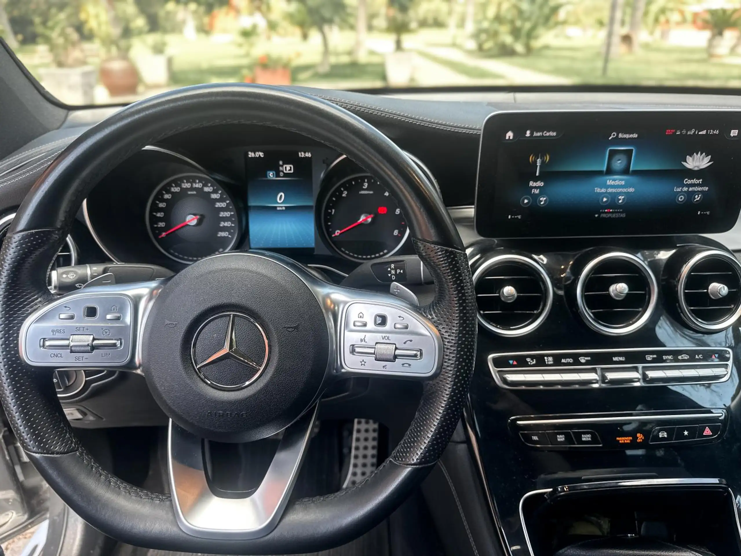 Mercedes-Benz - GLC 300