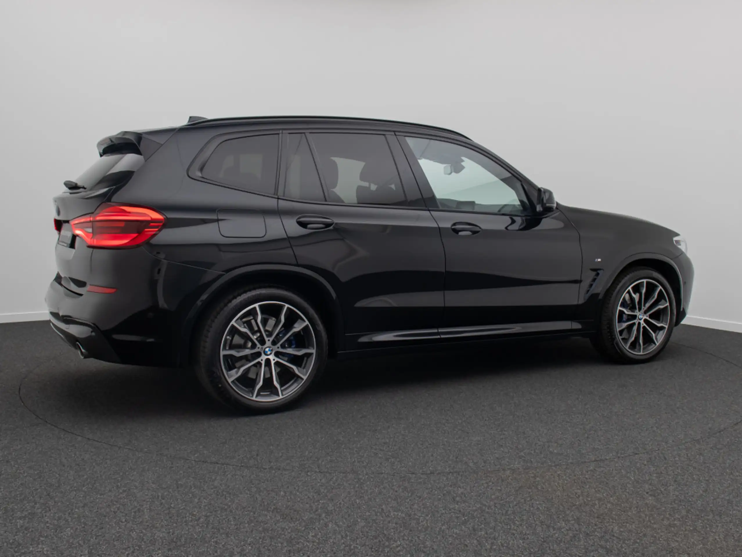 BMW - X3