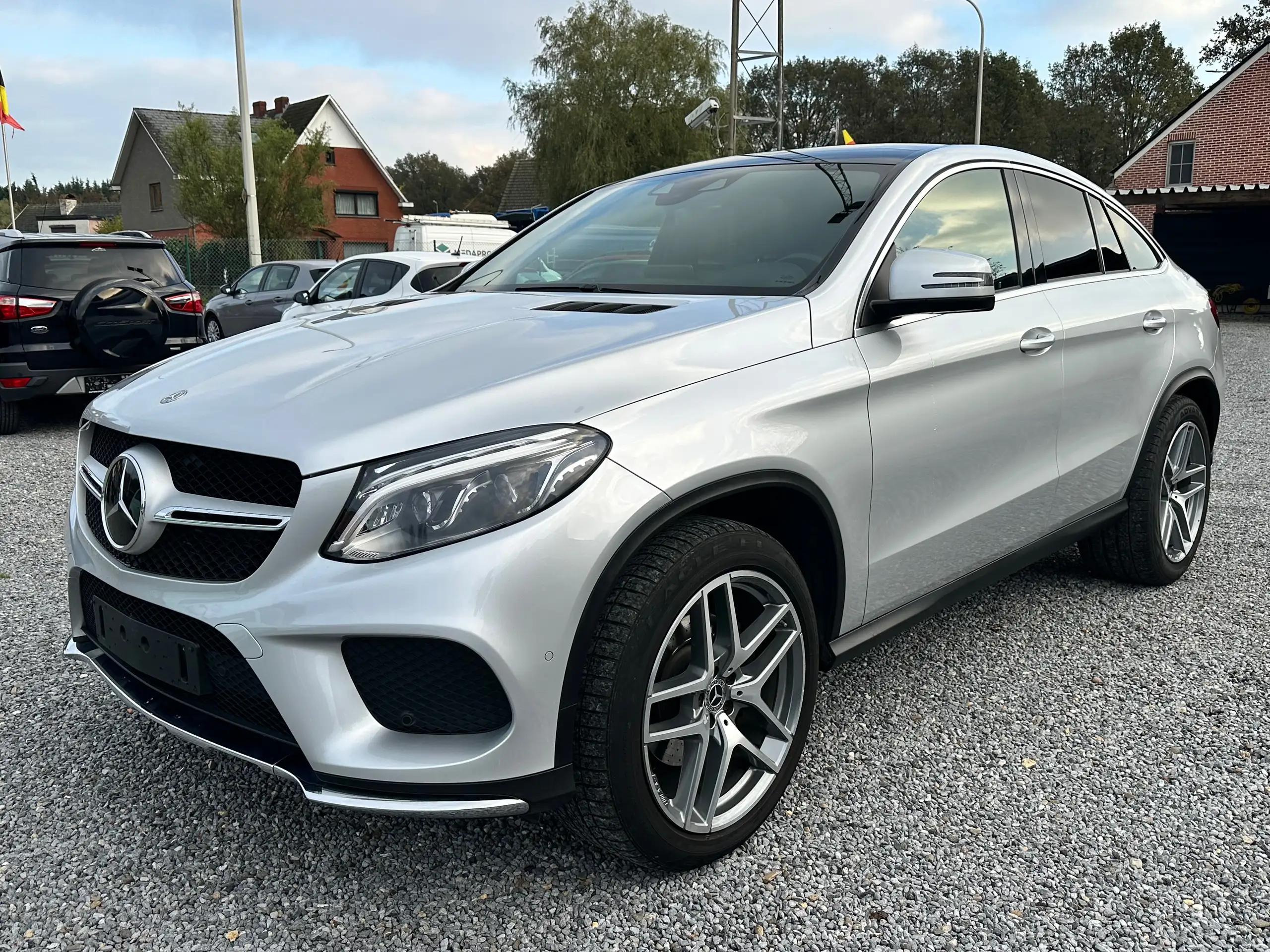 Mercedes-Benz - GLE 350