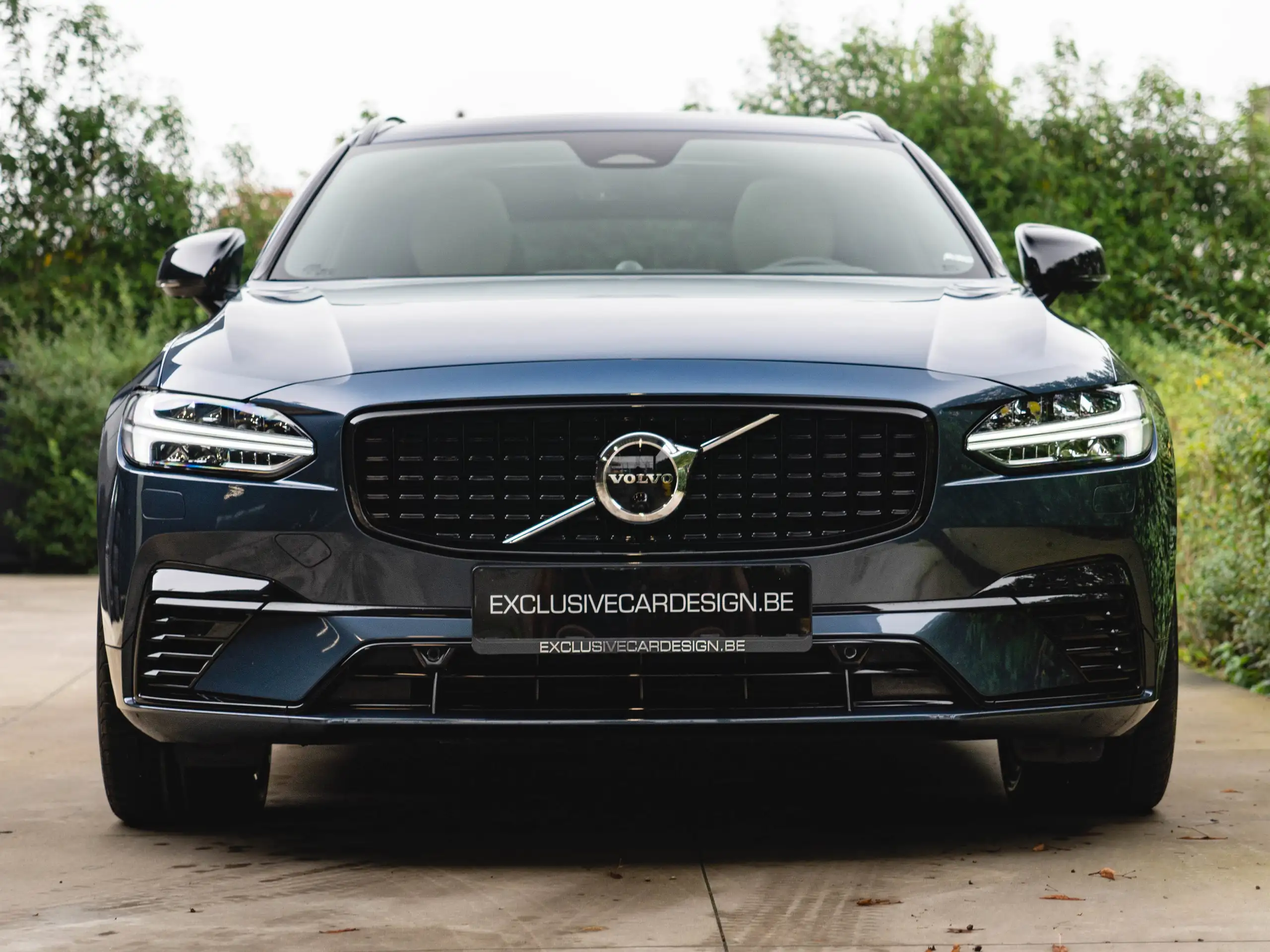 Volvo - V90