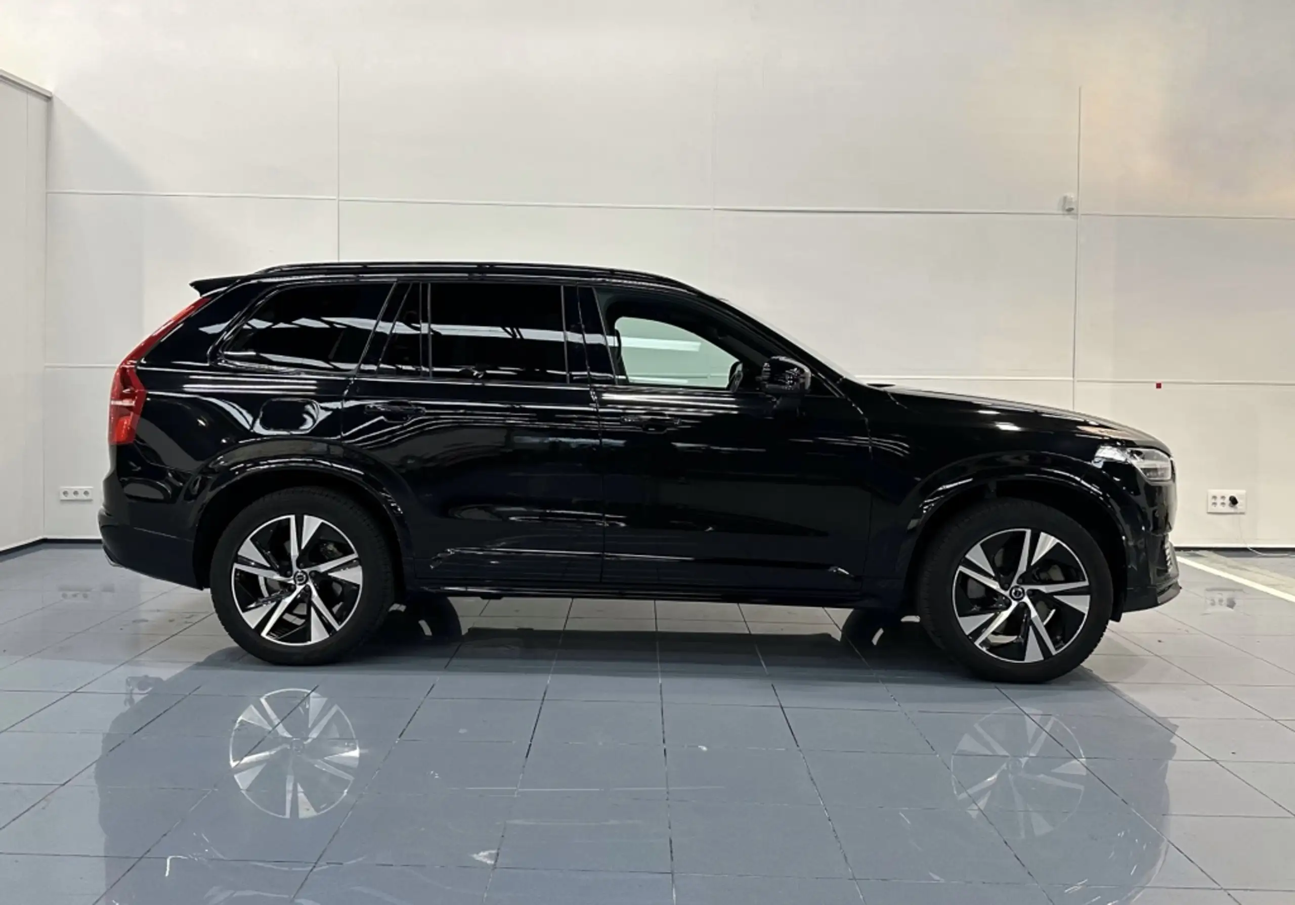 Volvo - XC90