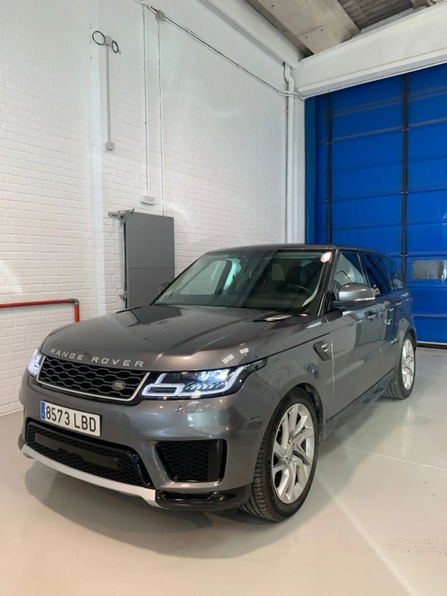 Land Rover - Range Rover Sport