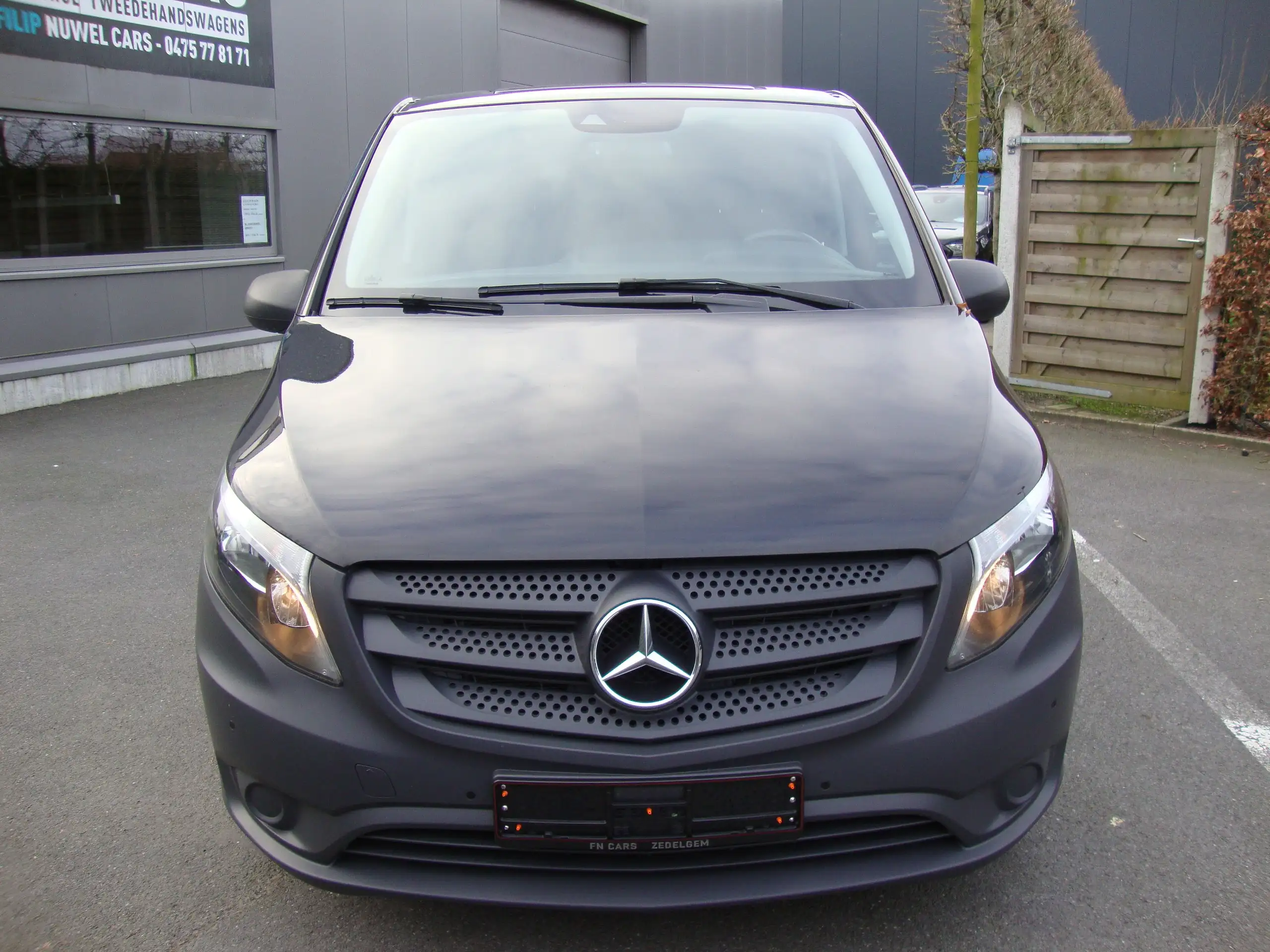 Mercedes-Benz - Vito