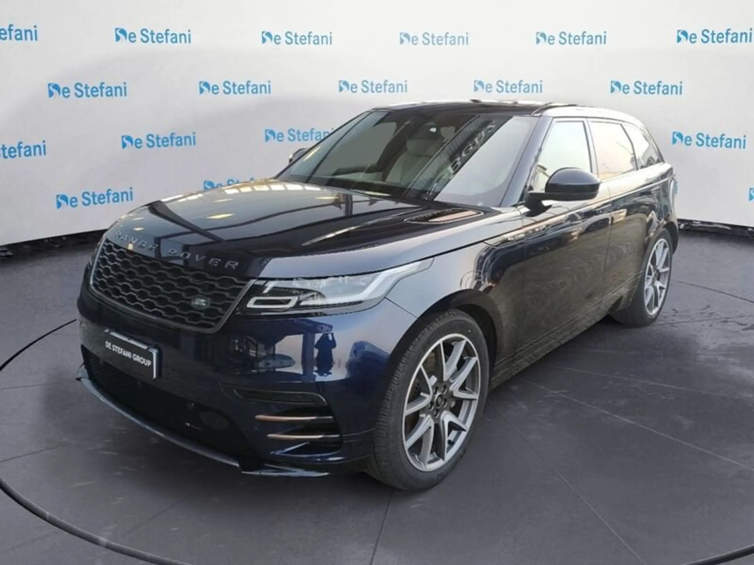 Land Rover - Range Rover Velar