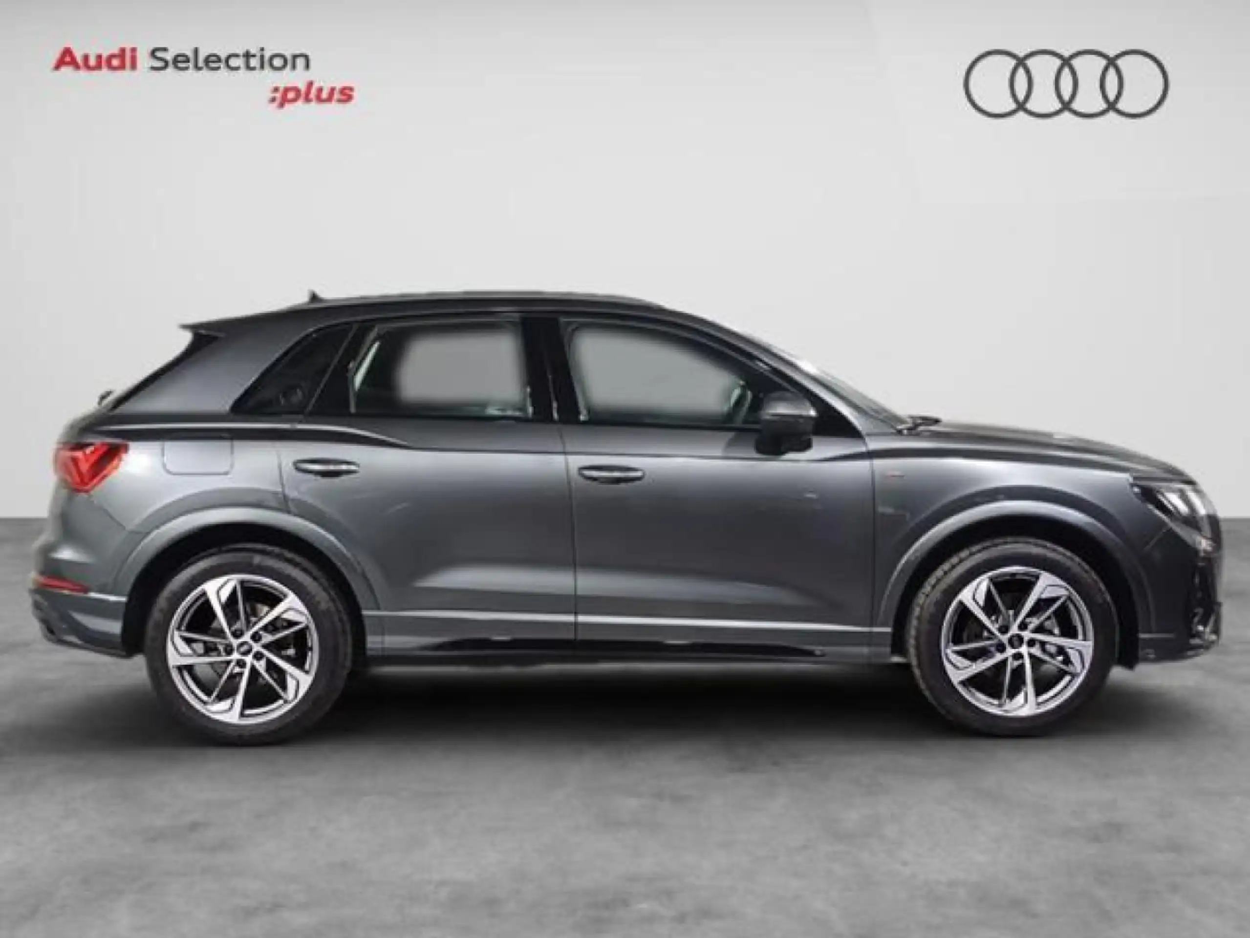 Audi - Q3