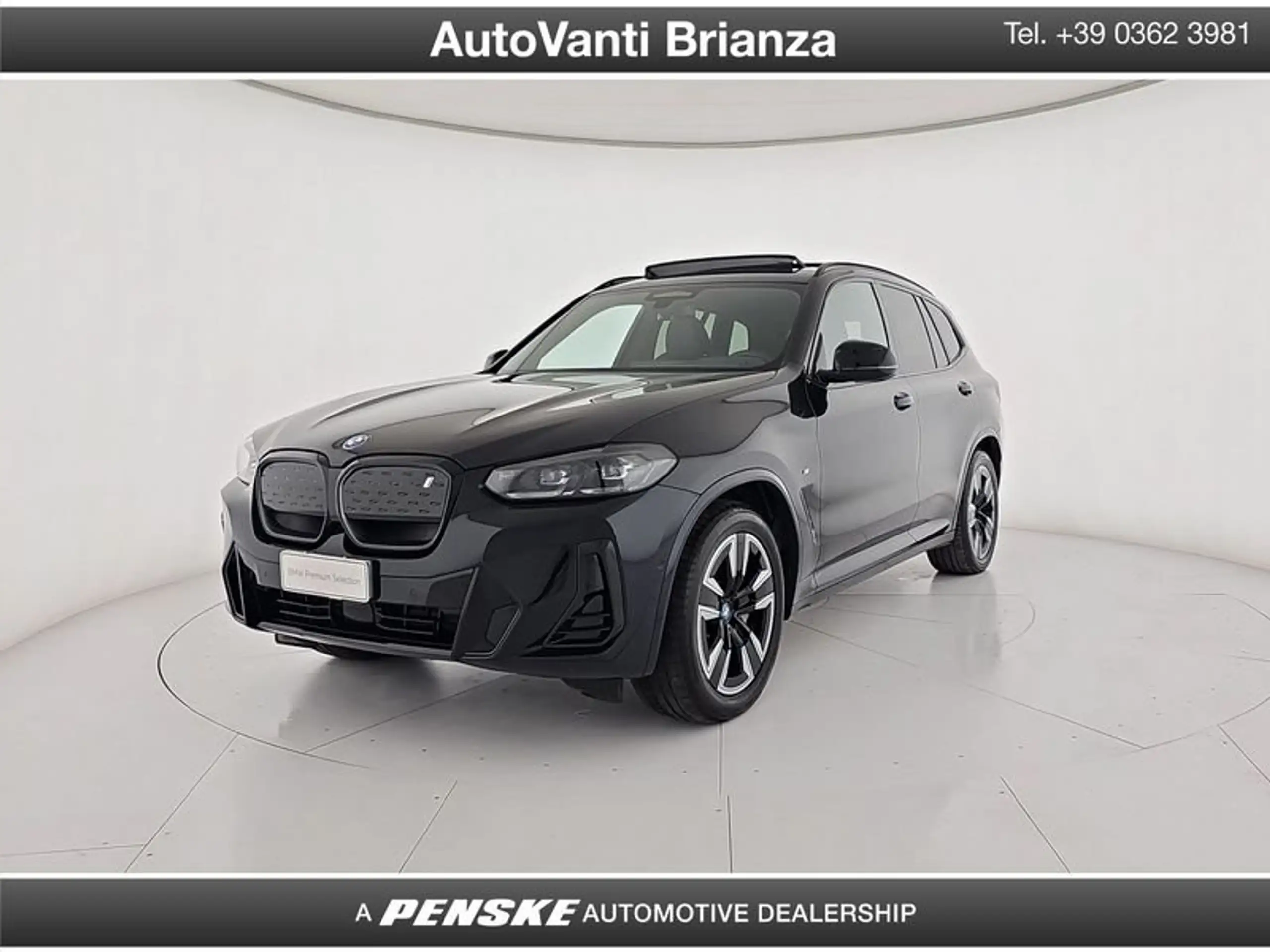 BMW iX3 2023