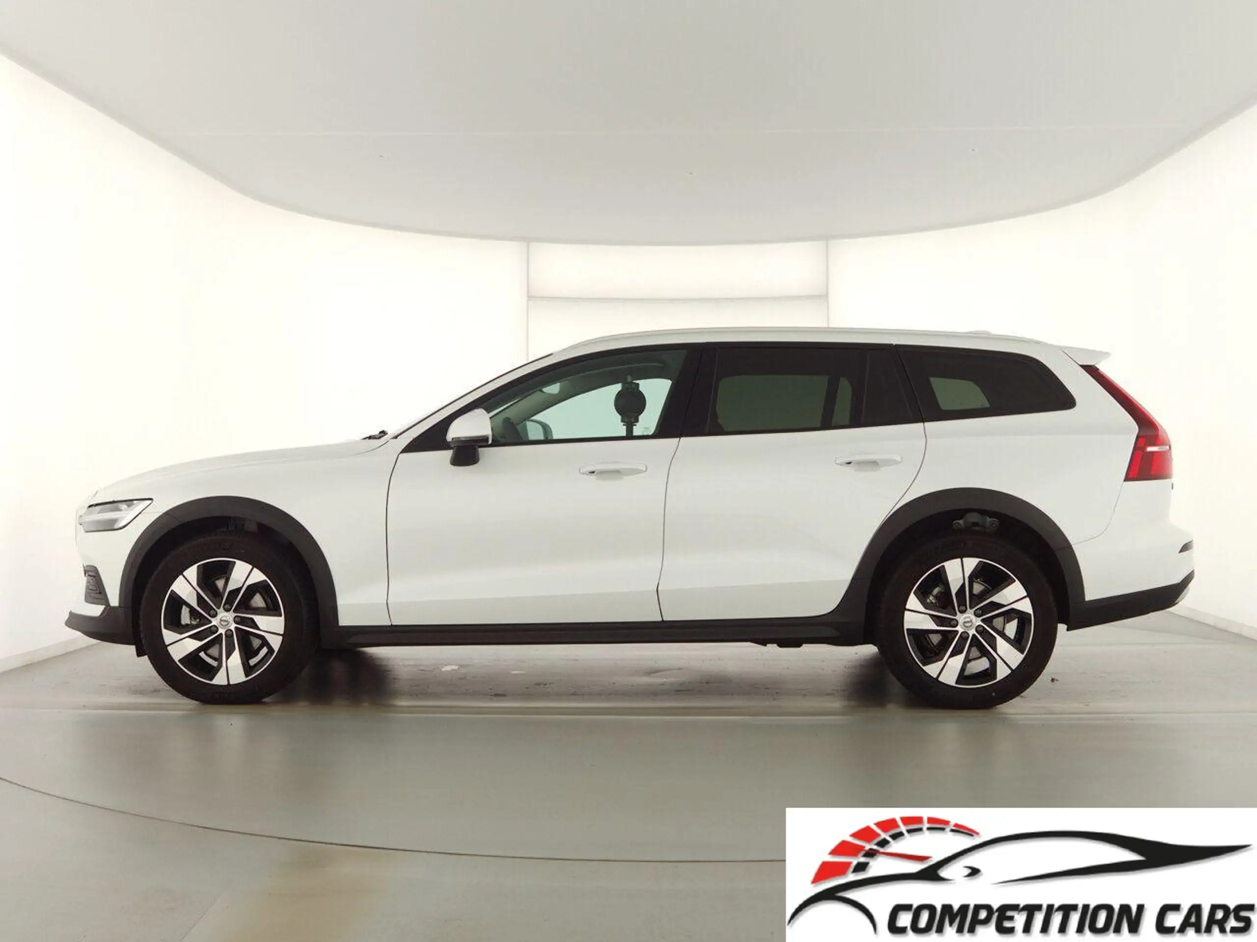 Volvo - V60 Cross Country