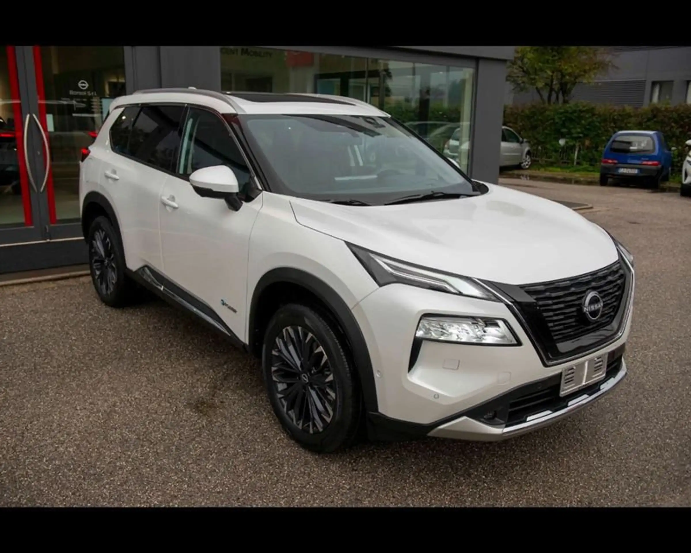 Nissan - X-Trail