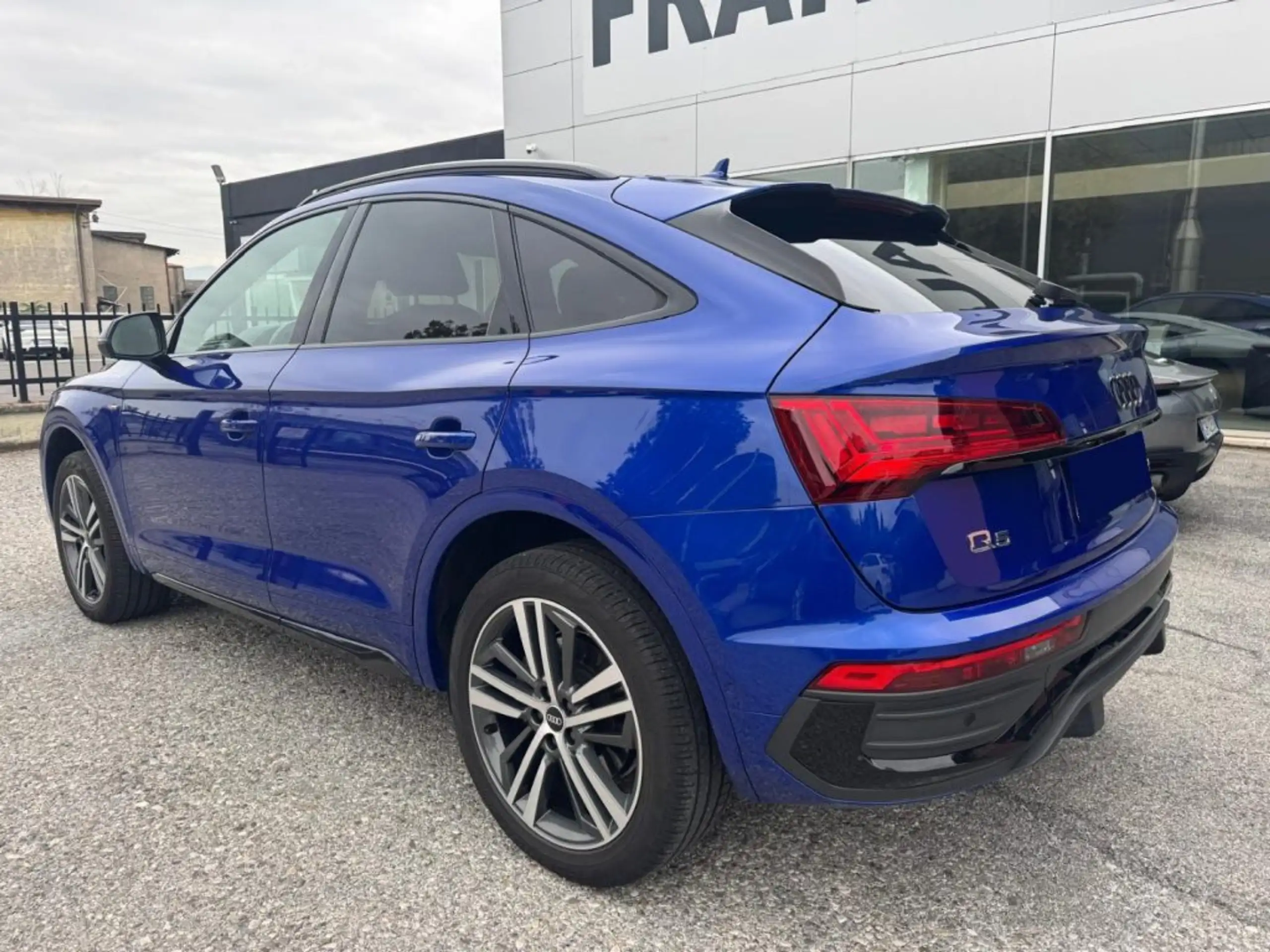 Audi - Q5