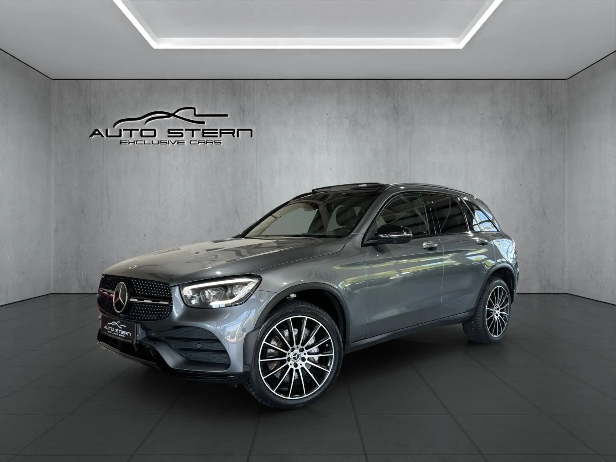 Mercedes-Benz - GLC 300