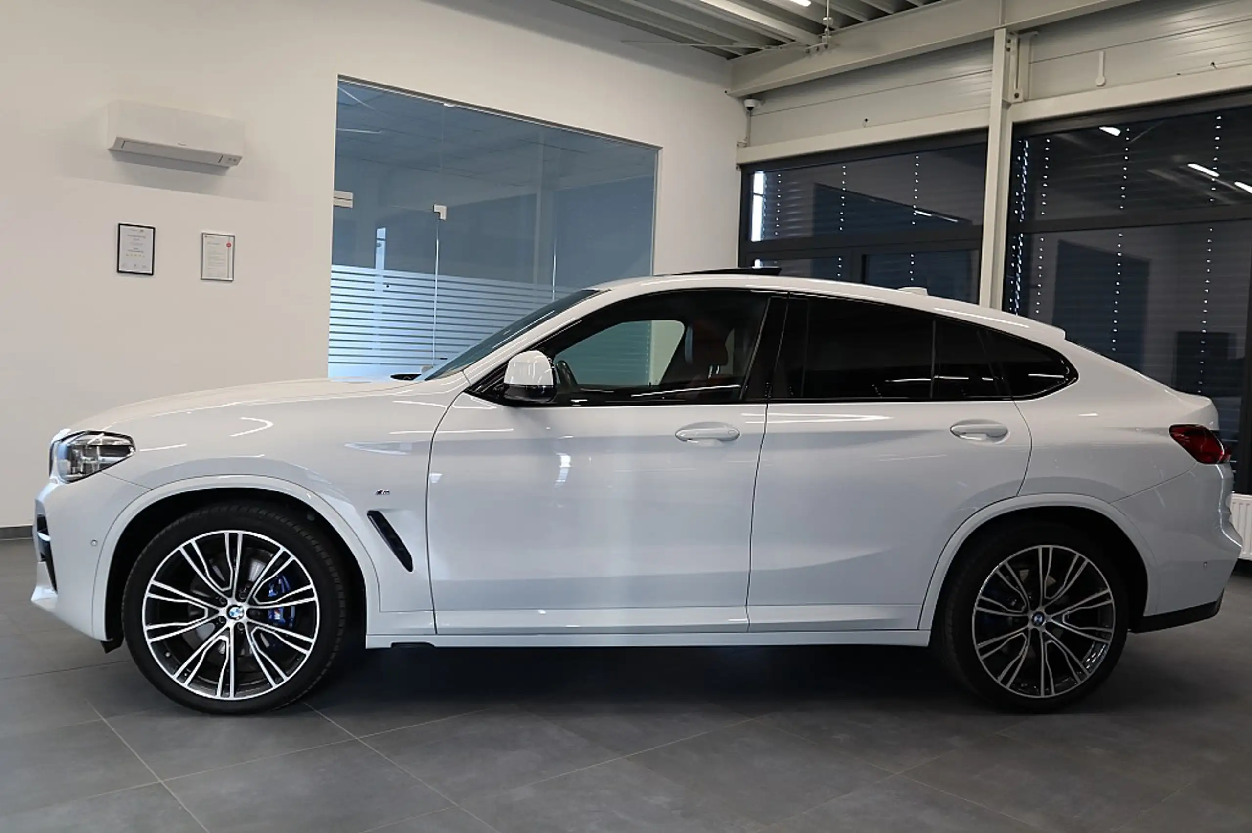 BMW - X4