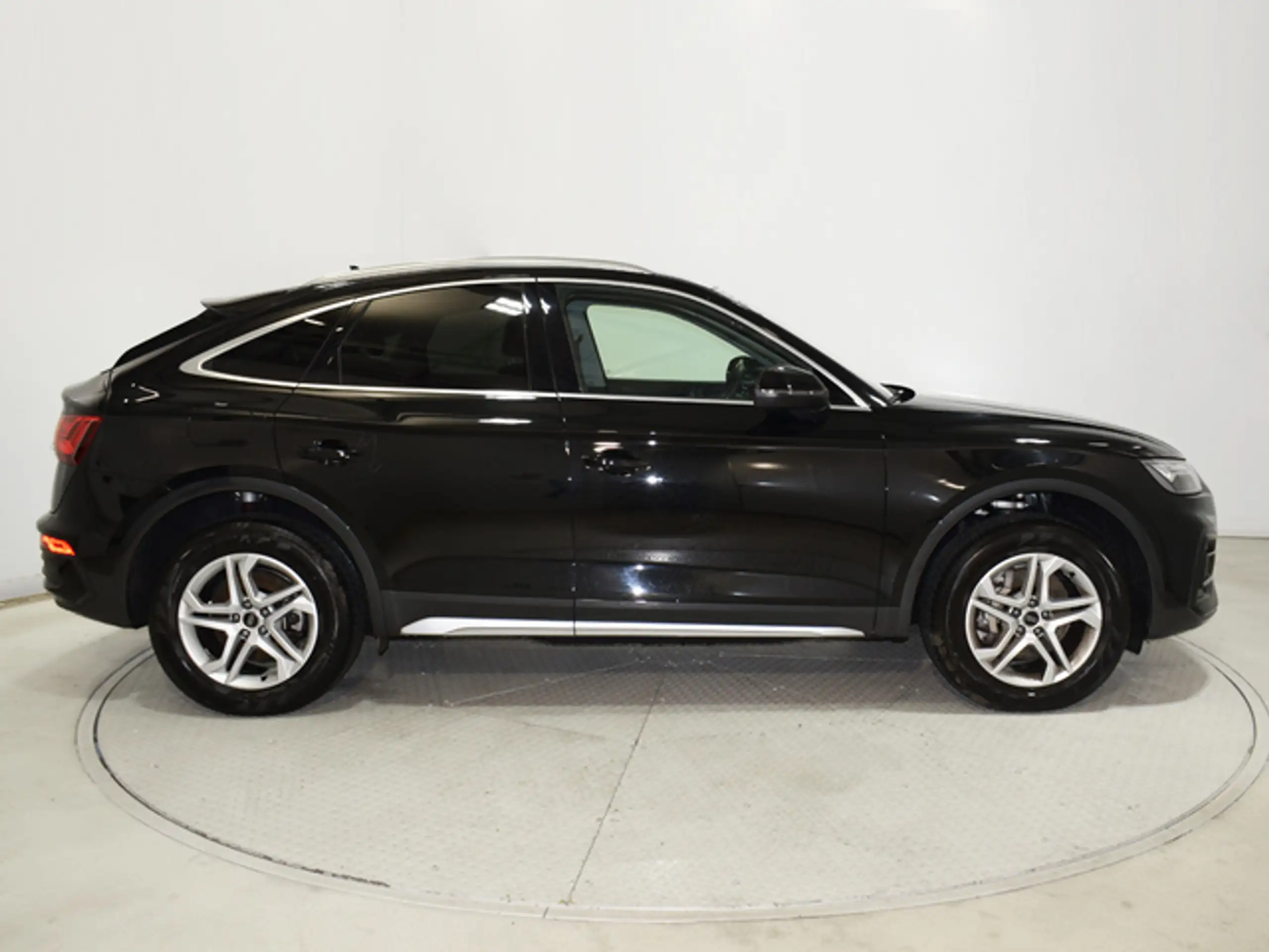 Audi - Q5